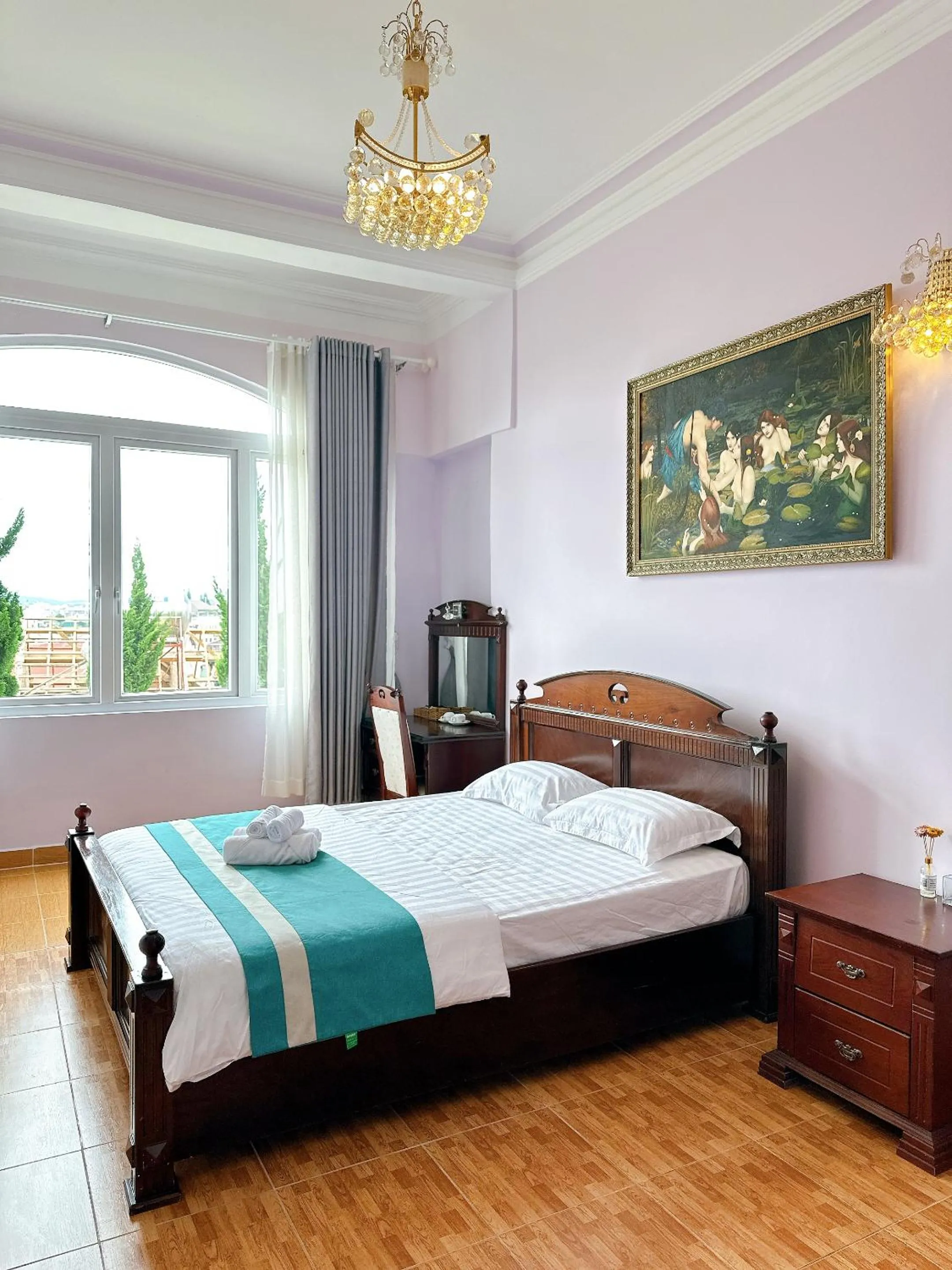 Bedroom, Bed in Le Petit Paris Dalat Hotel