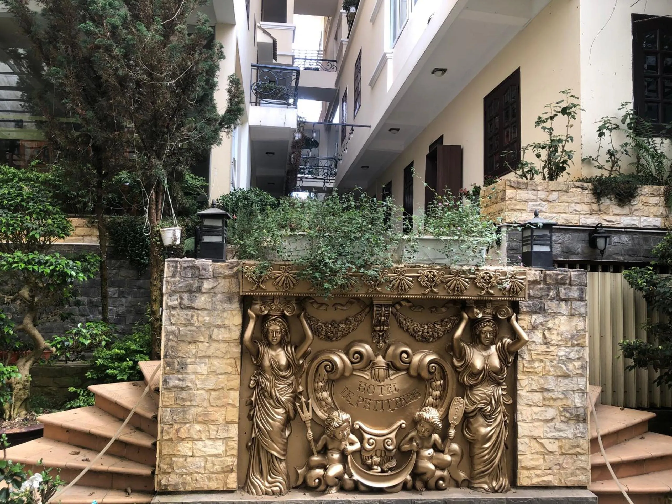 Facade/entrance in Le Petit Paris Dalat Hotel