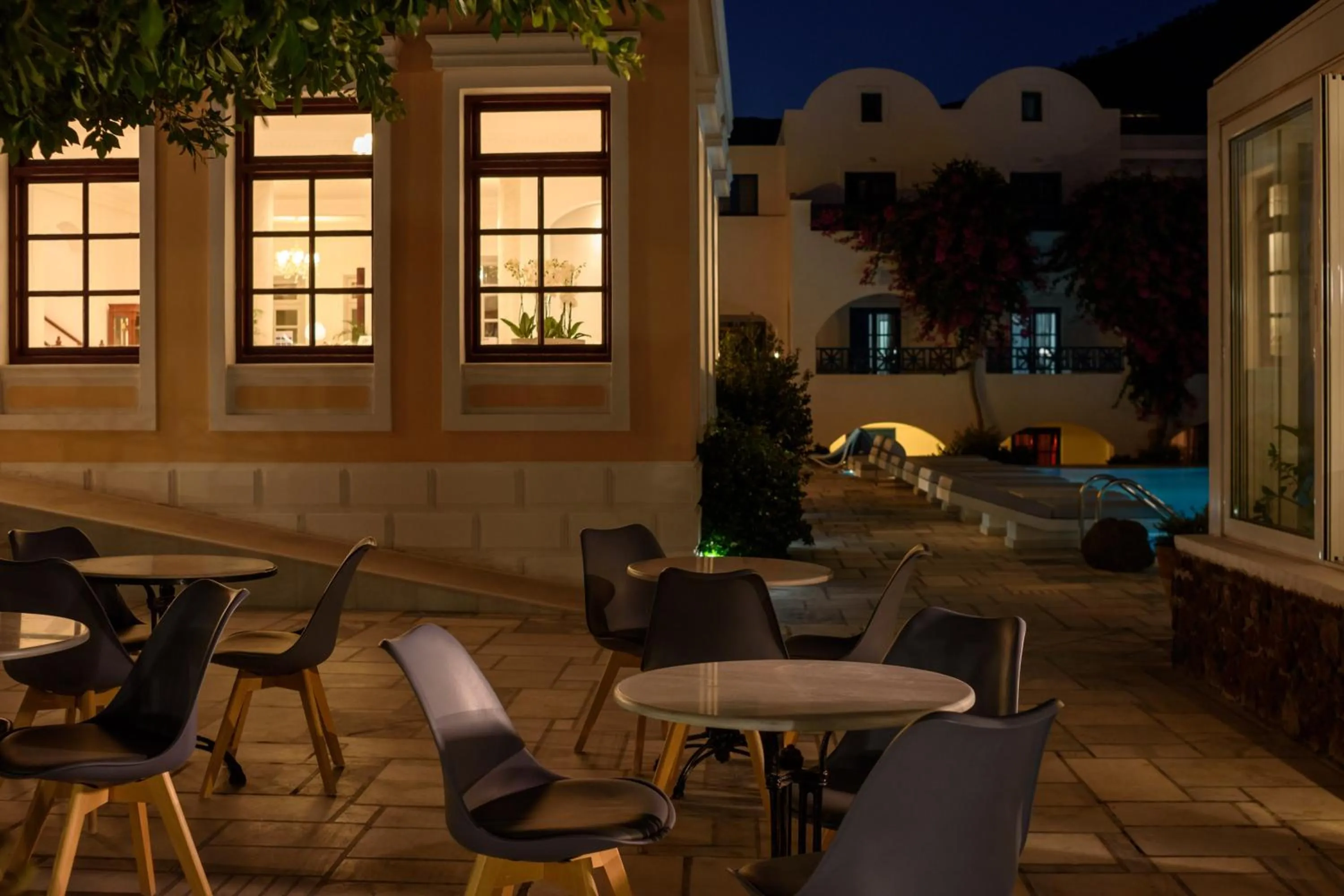 Swimming pool in Veggera Beach Hotel