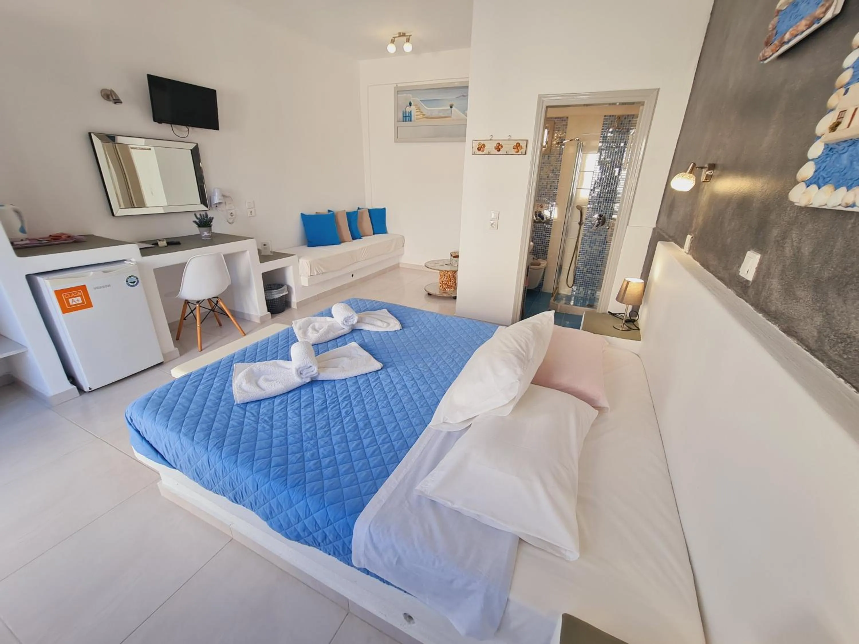 Photo of the whole room, Bed in Villa Anto