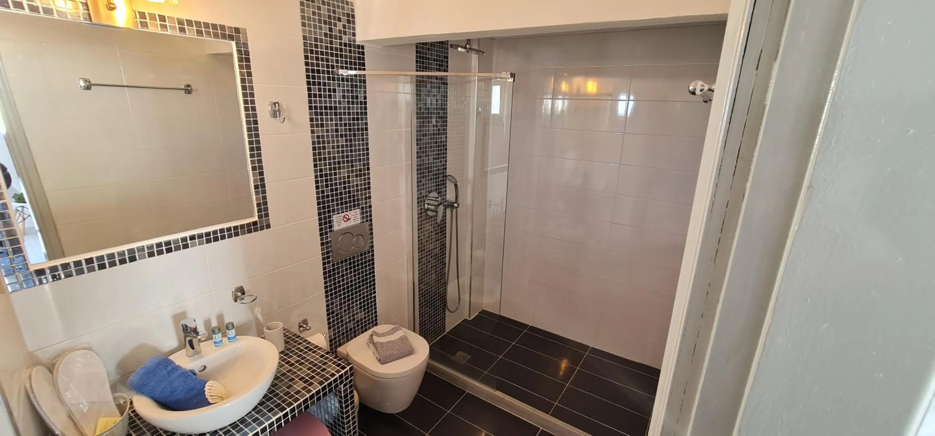 Bathroom in Villa Anto