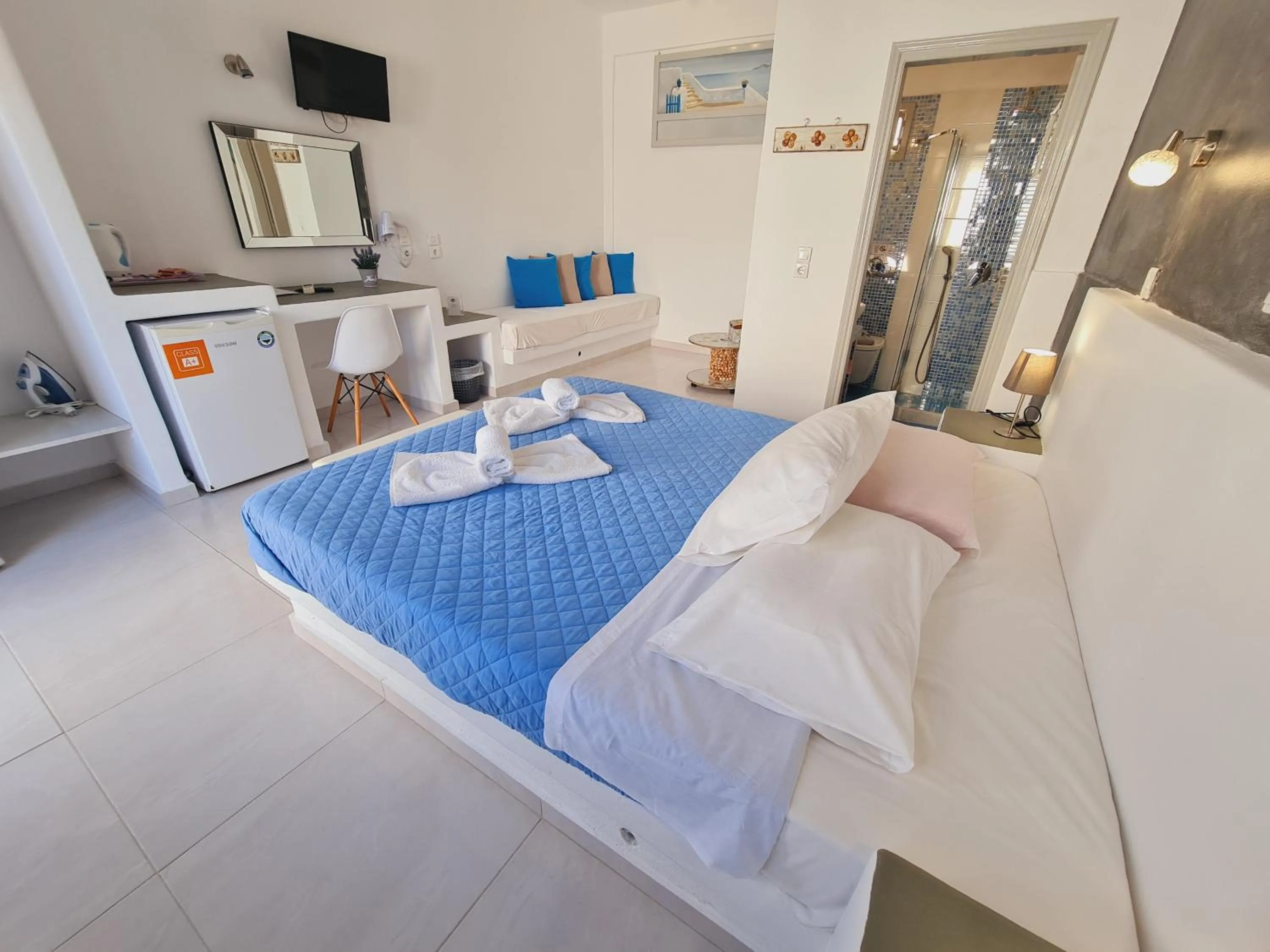 Photo of the whole room, Bed in Villa Anto