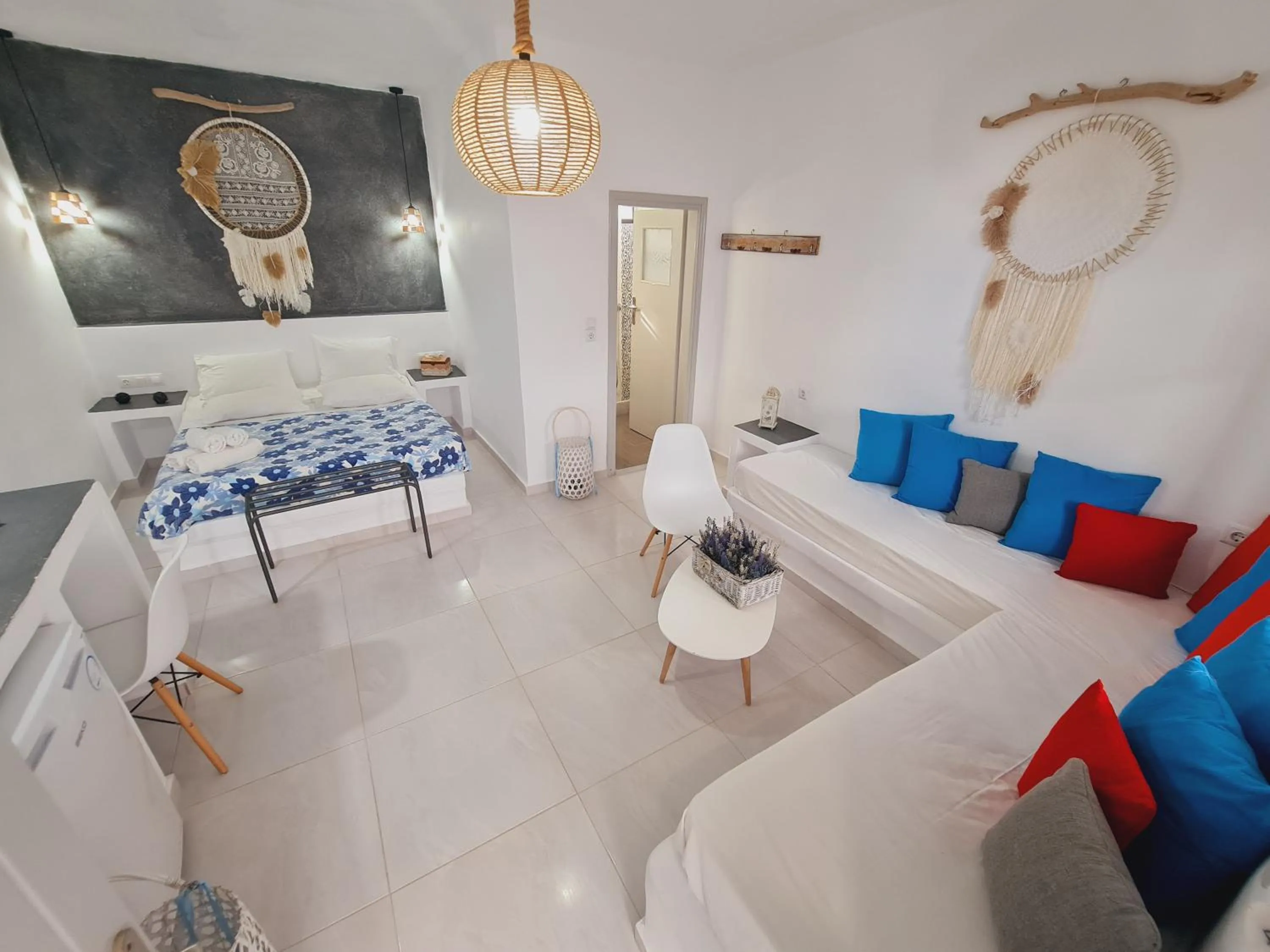 Photo of the whole room, Bed in Villa Anto