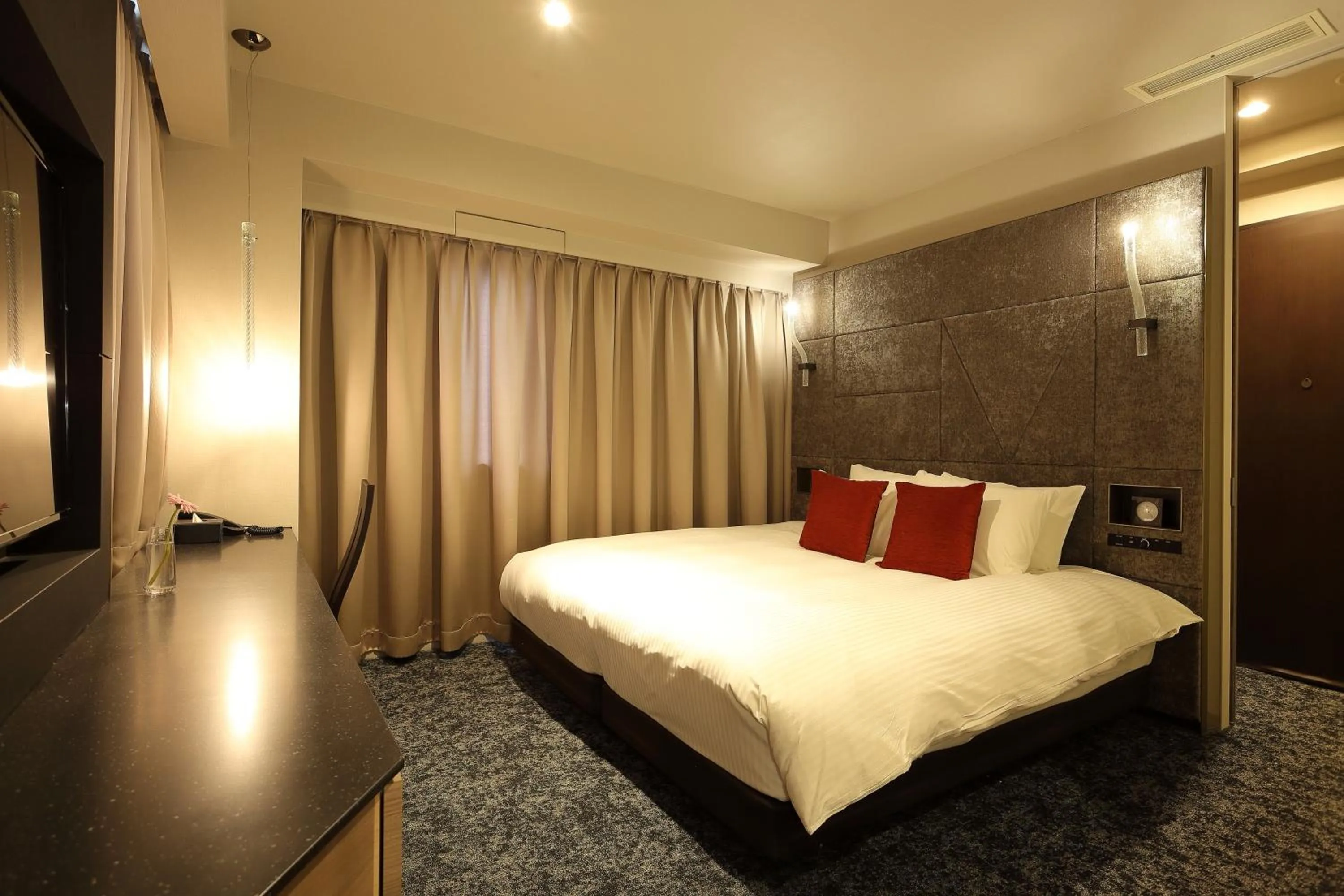 Bed in Hotel Massimo Mishima