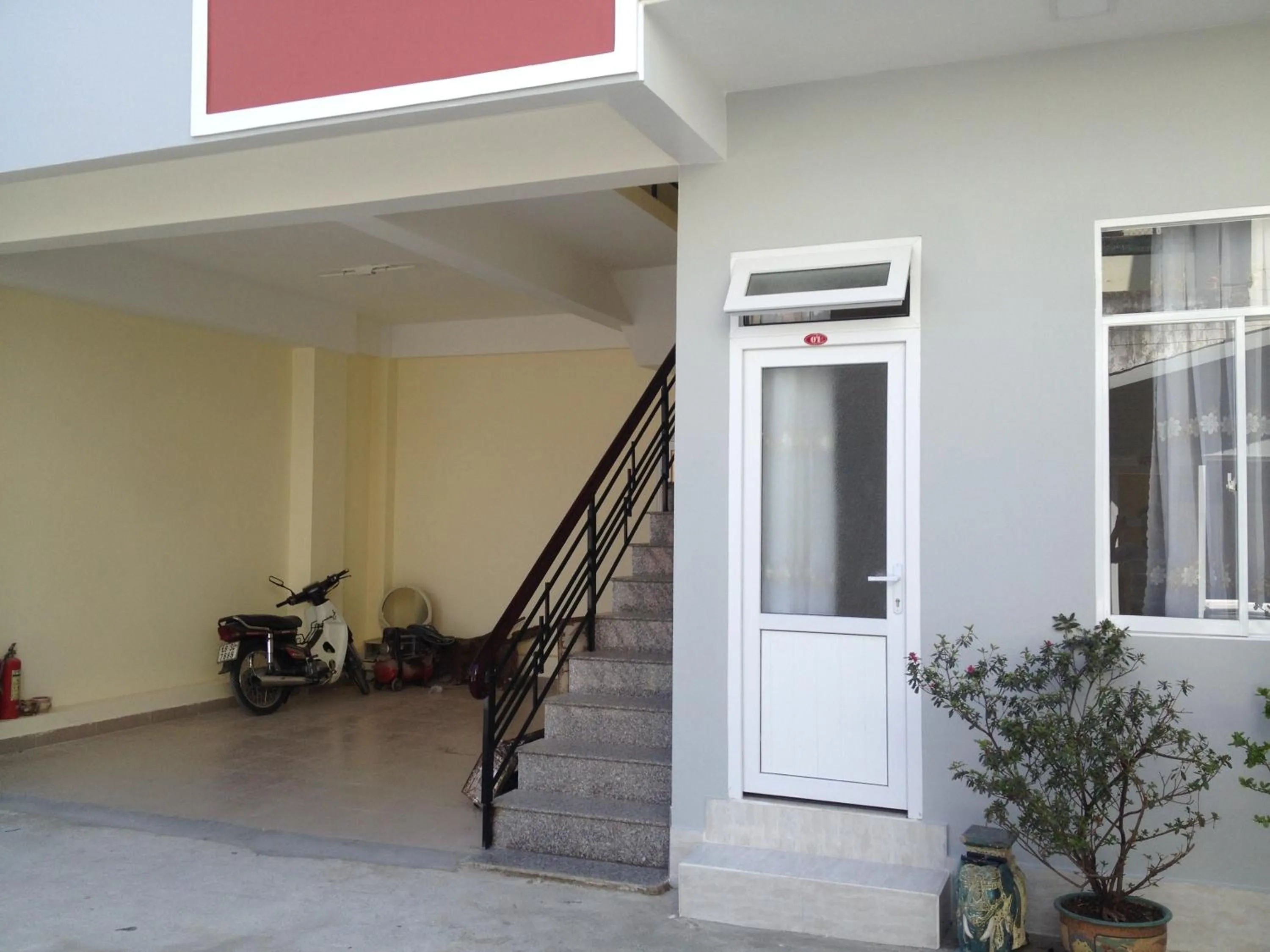 Decorative detail in Phuong Hong Guesthouse