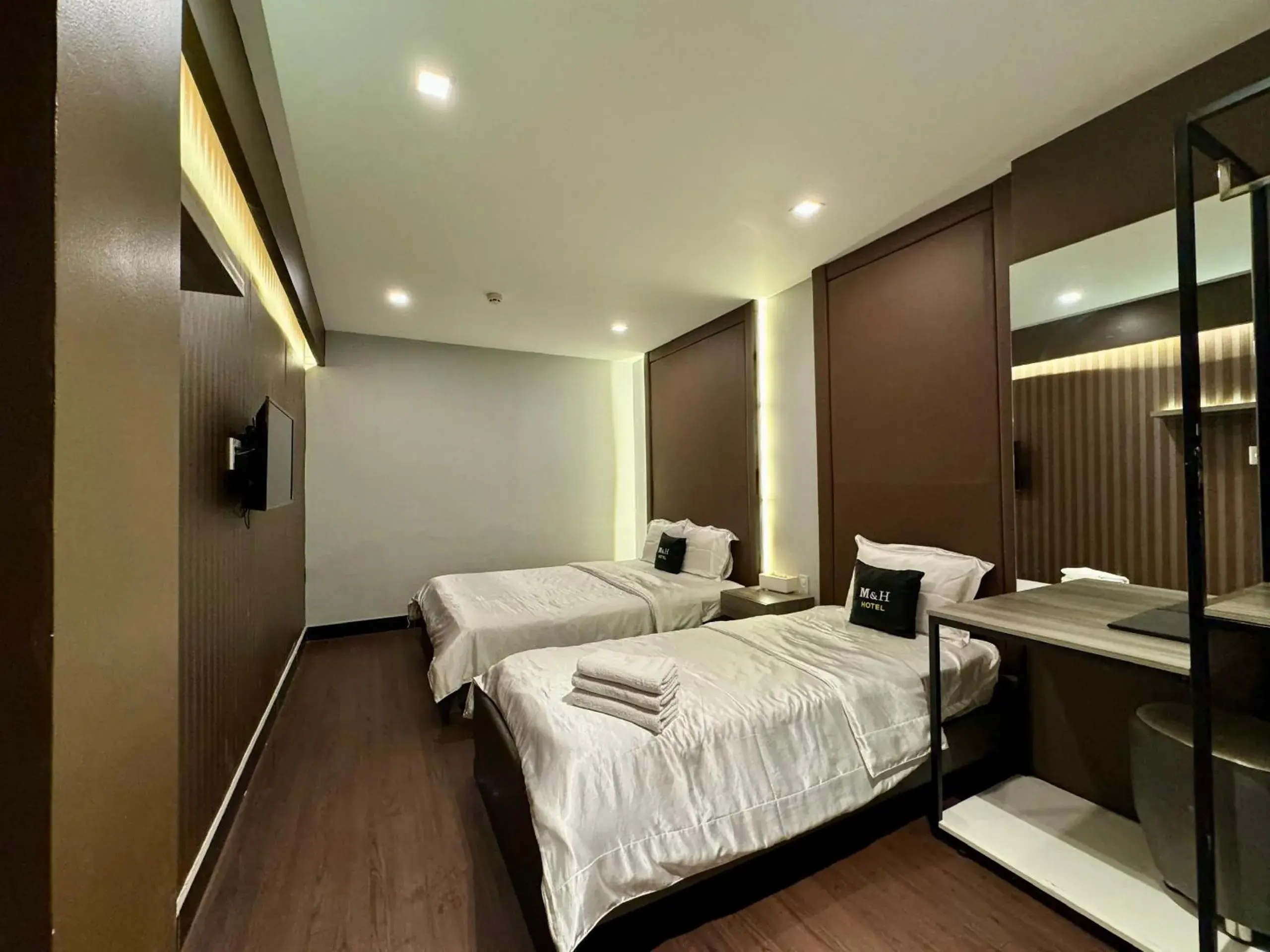 Triple Room in M&H Hotel Triple Room in M&H Hotel