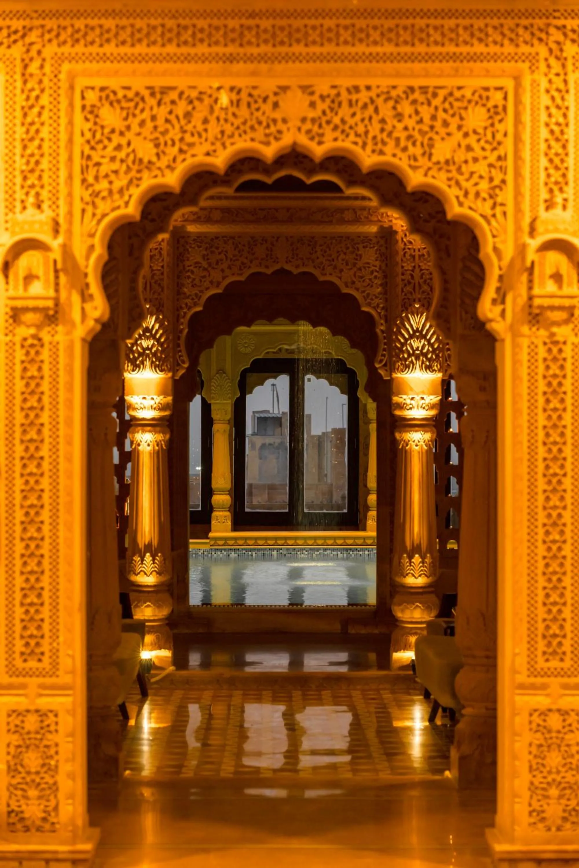 Swimming pool in Hotel Durjay Garh