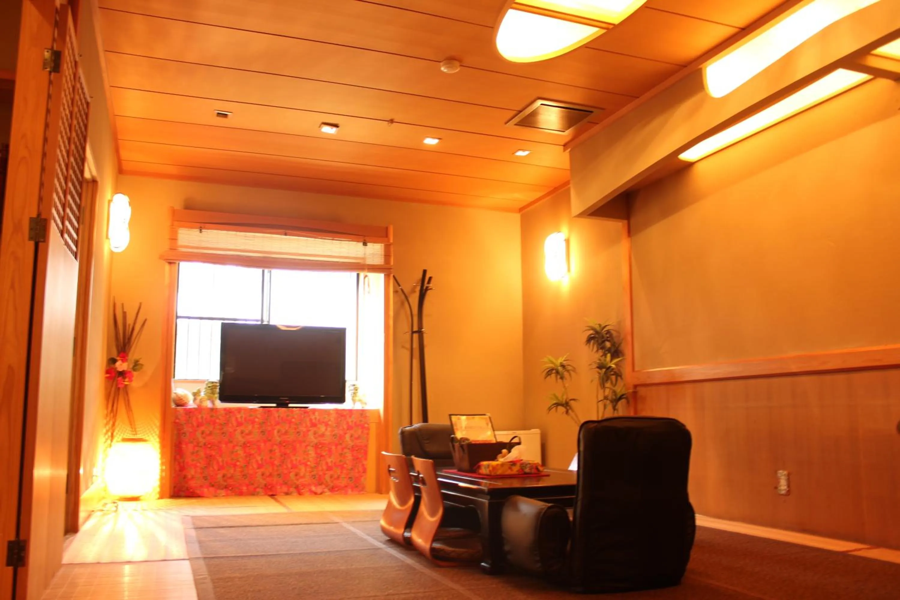 Photo of the whole room in Okinawa Minshuku Kariyushi