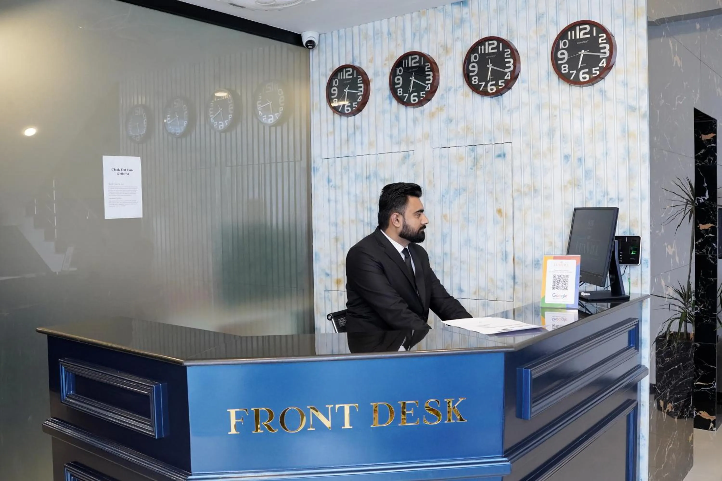 Lobby or reception in Luxvill Hotel