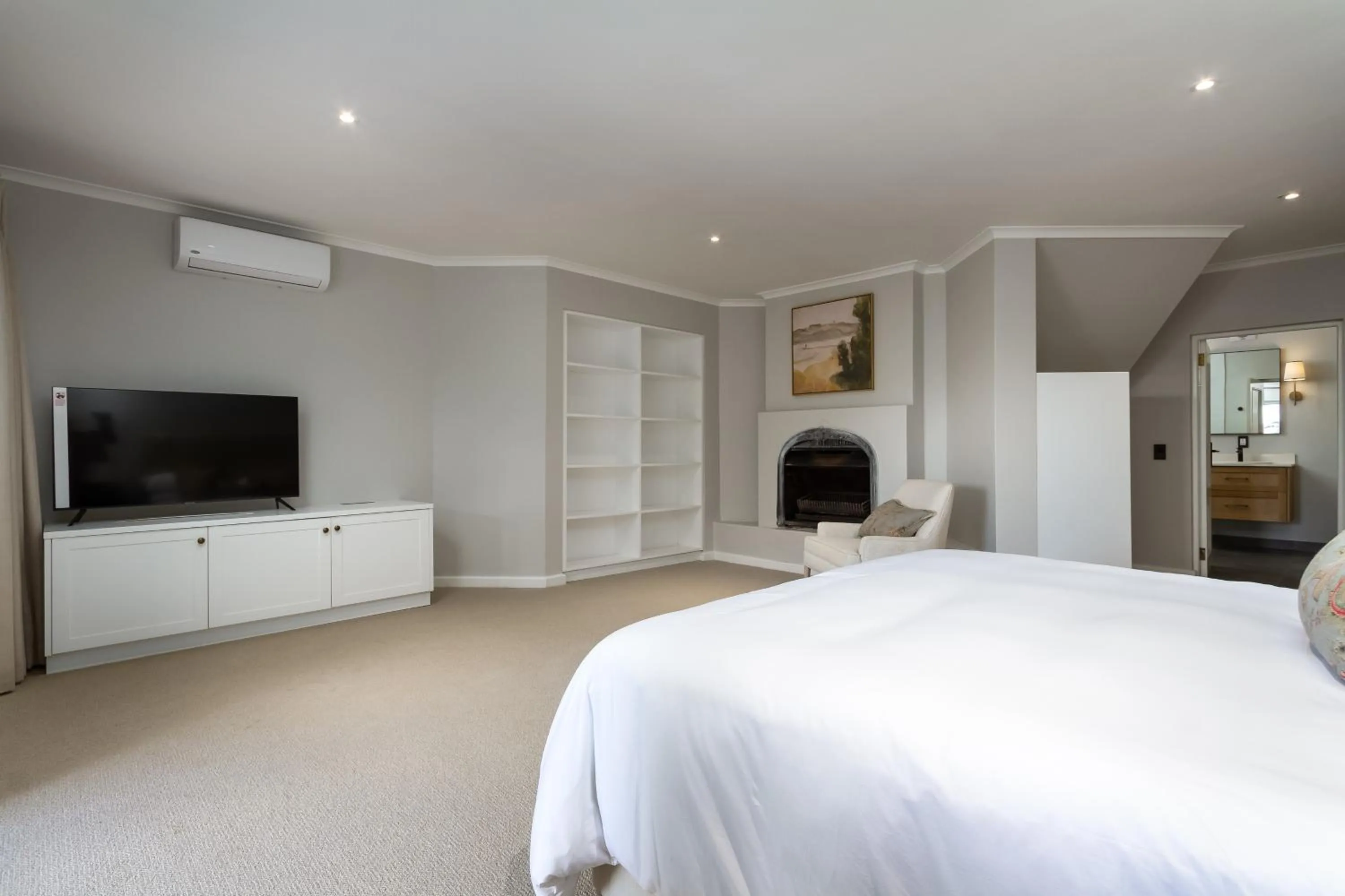 Bathroom, Bed in Bay Haven Collection, Hout Bay