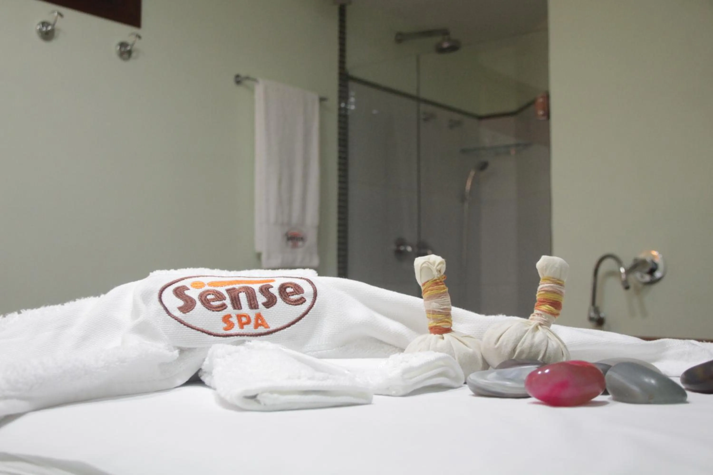 Massage, Bed in Pontalmar Praia Hotel