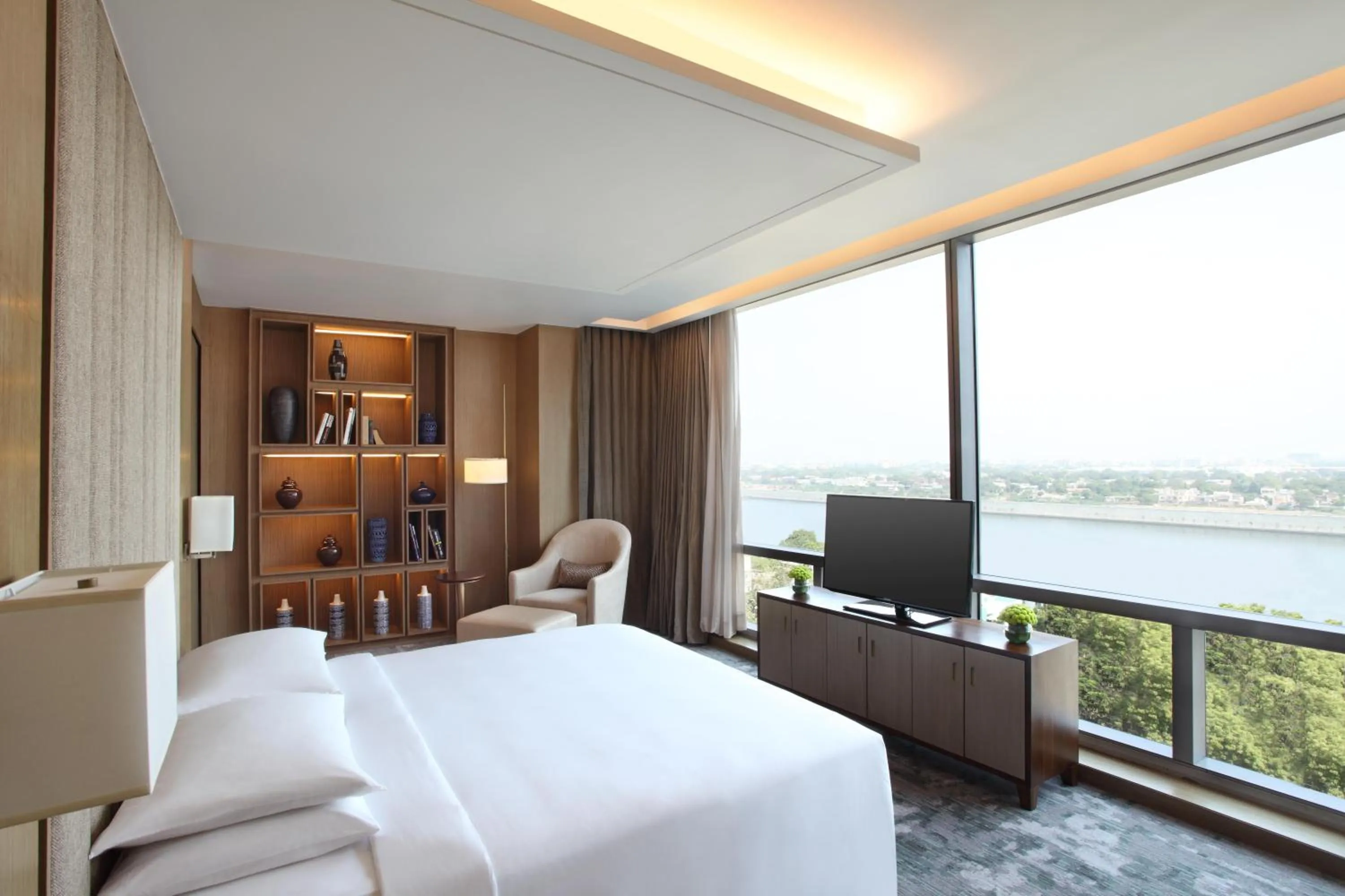 Photo of the whole room, Bed in Hyatt Regency Ahmedabad