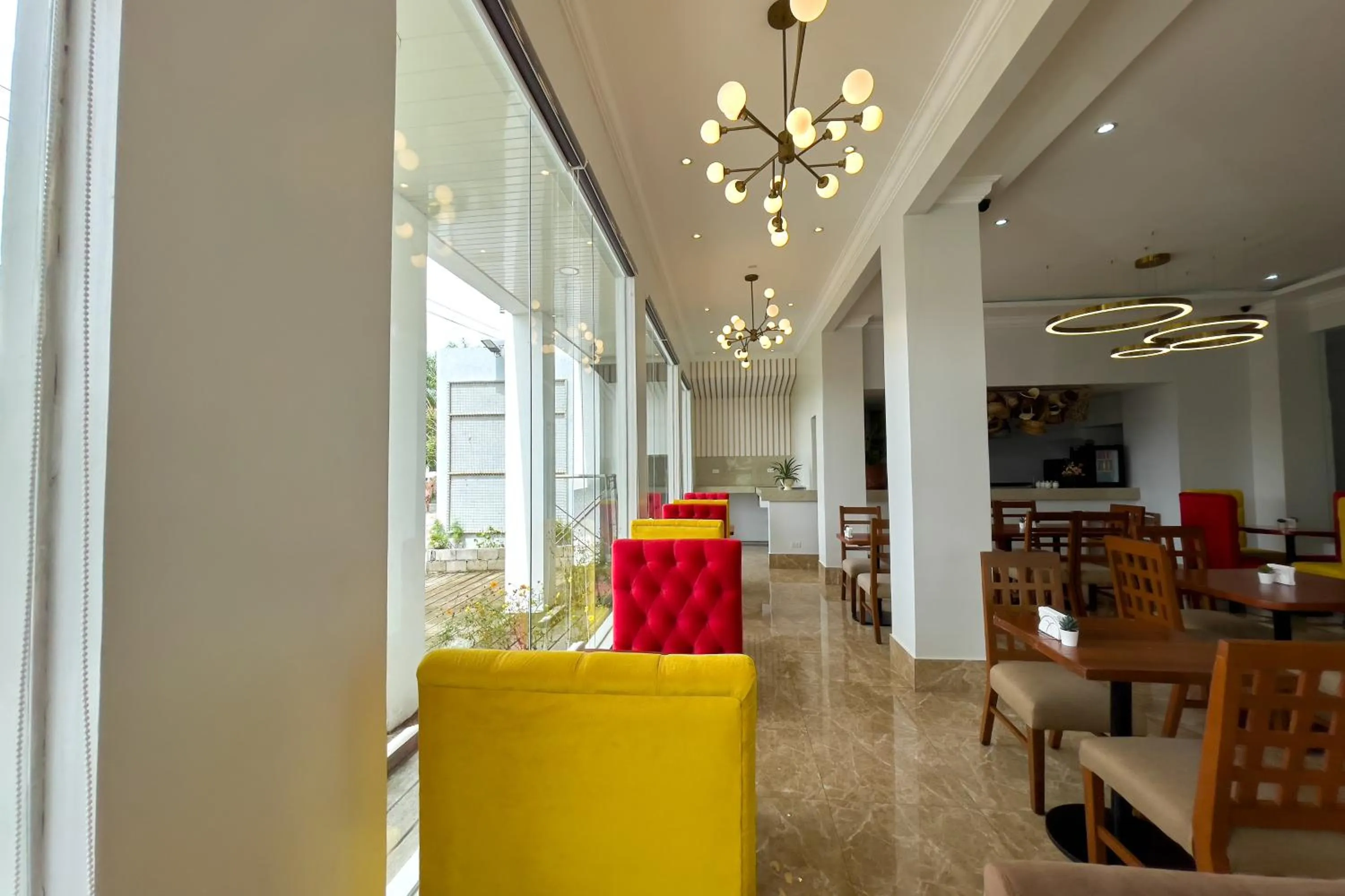 B Hotels Angeles City