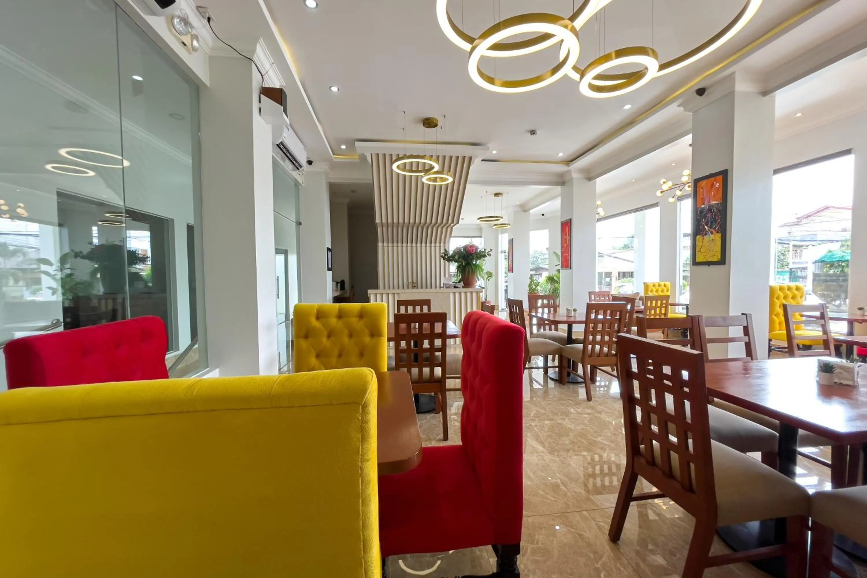 B Hotels Angeles City