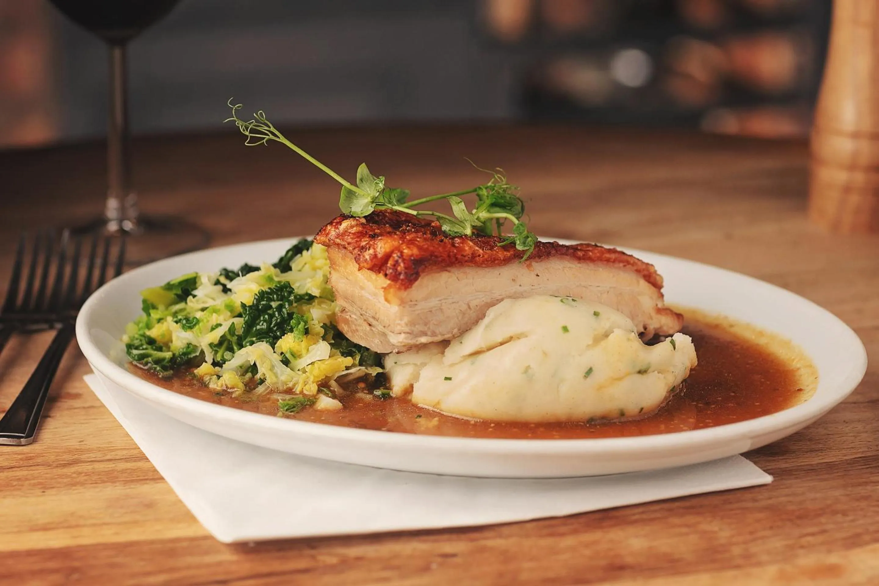 Food and drinks in The Tavern - Steakhouse and Lodge