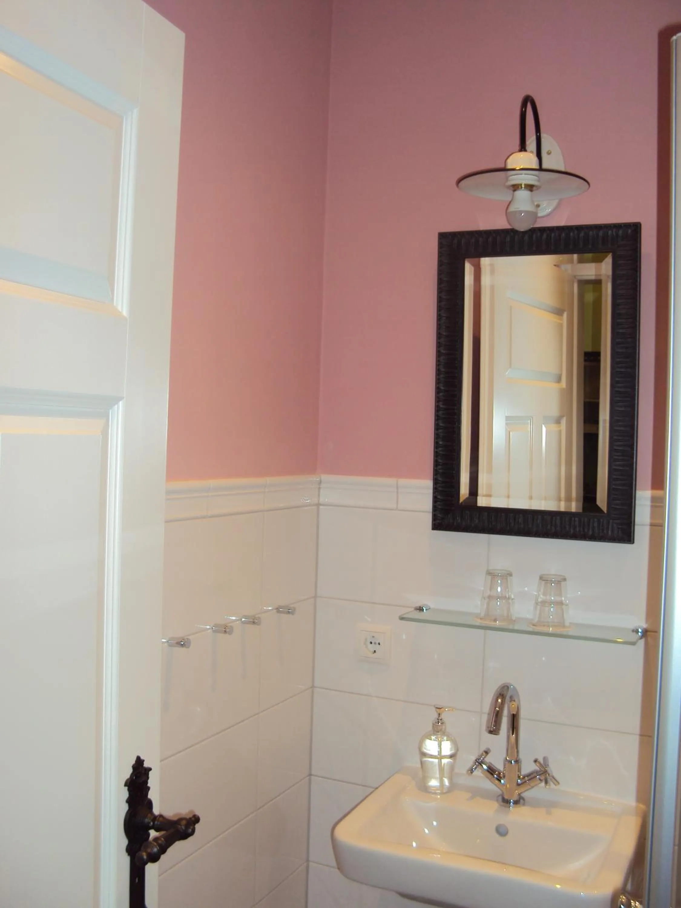 Bathroom in Hugos Haus & Berthas Haus