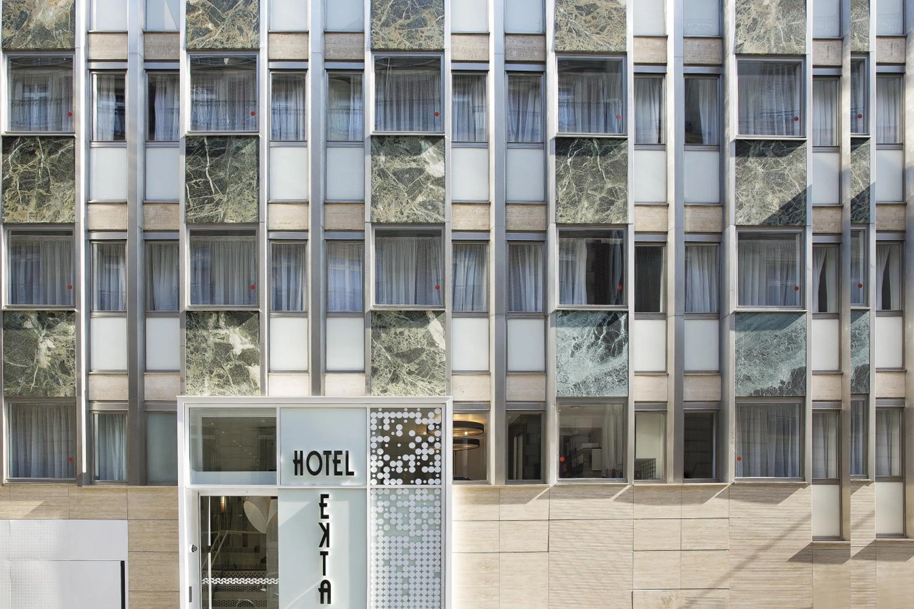 Property building in Hotel Ekta Champs Elysées