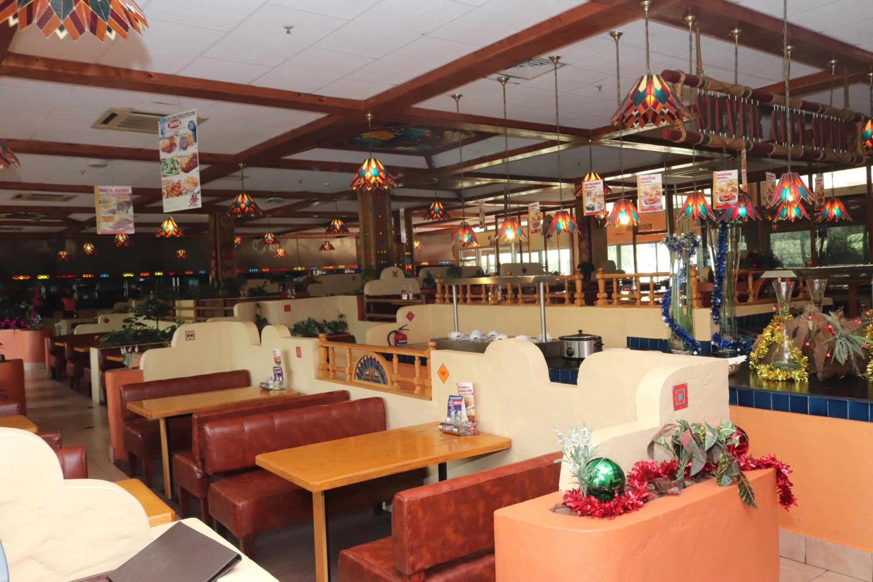 Restaurant/places to eat in Golf Course Hotel