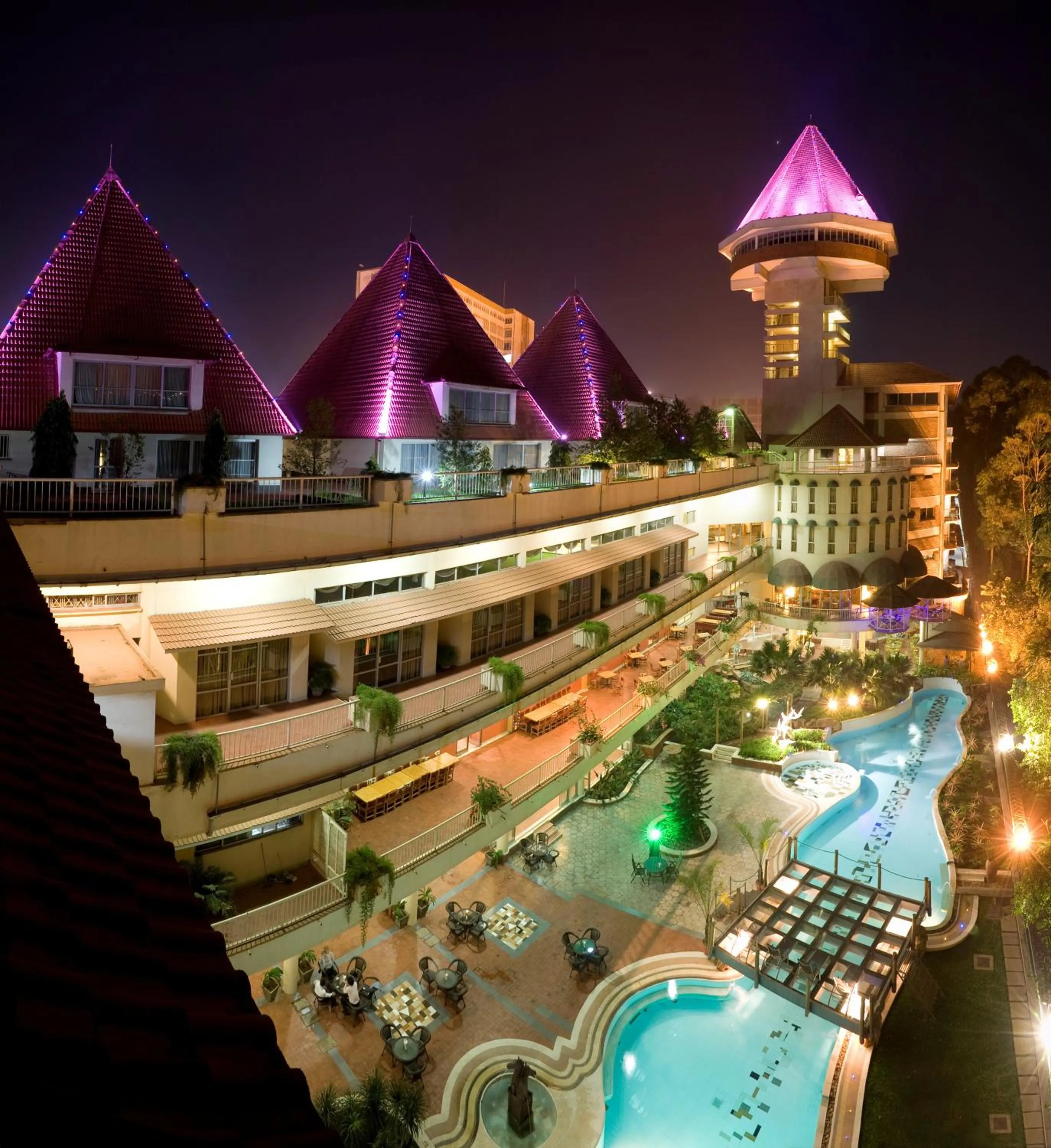 Facade/entrance in Golf Course Hotel