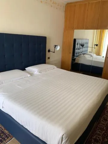 Bed in Lolli Palace Hotel