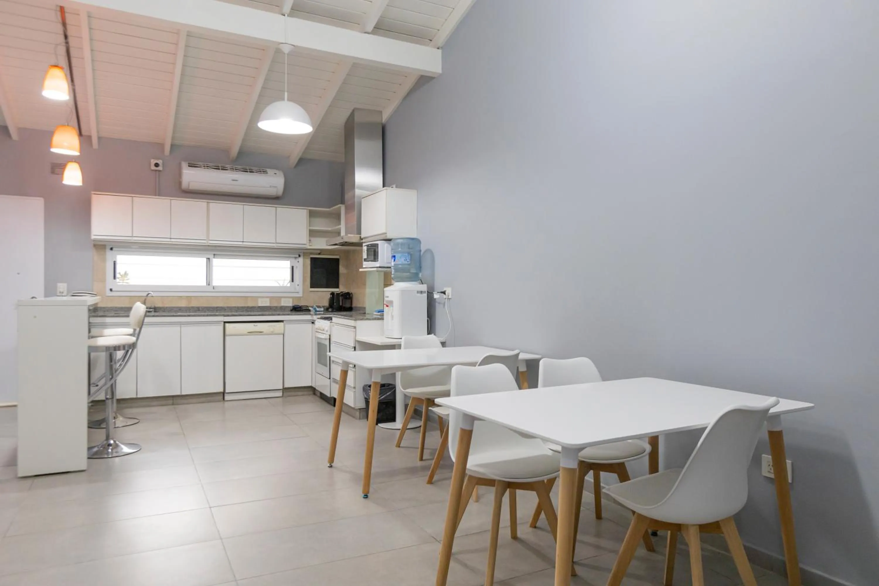 Dining area in Gugasuites