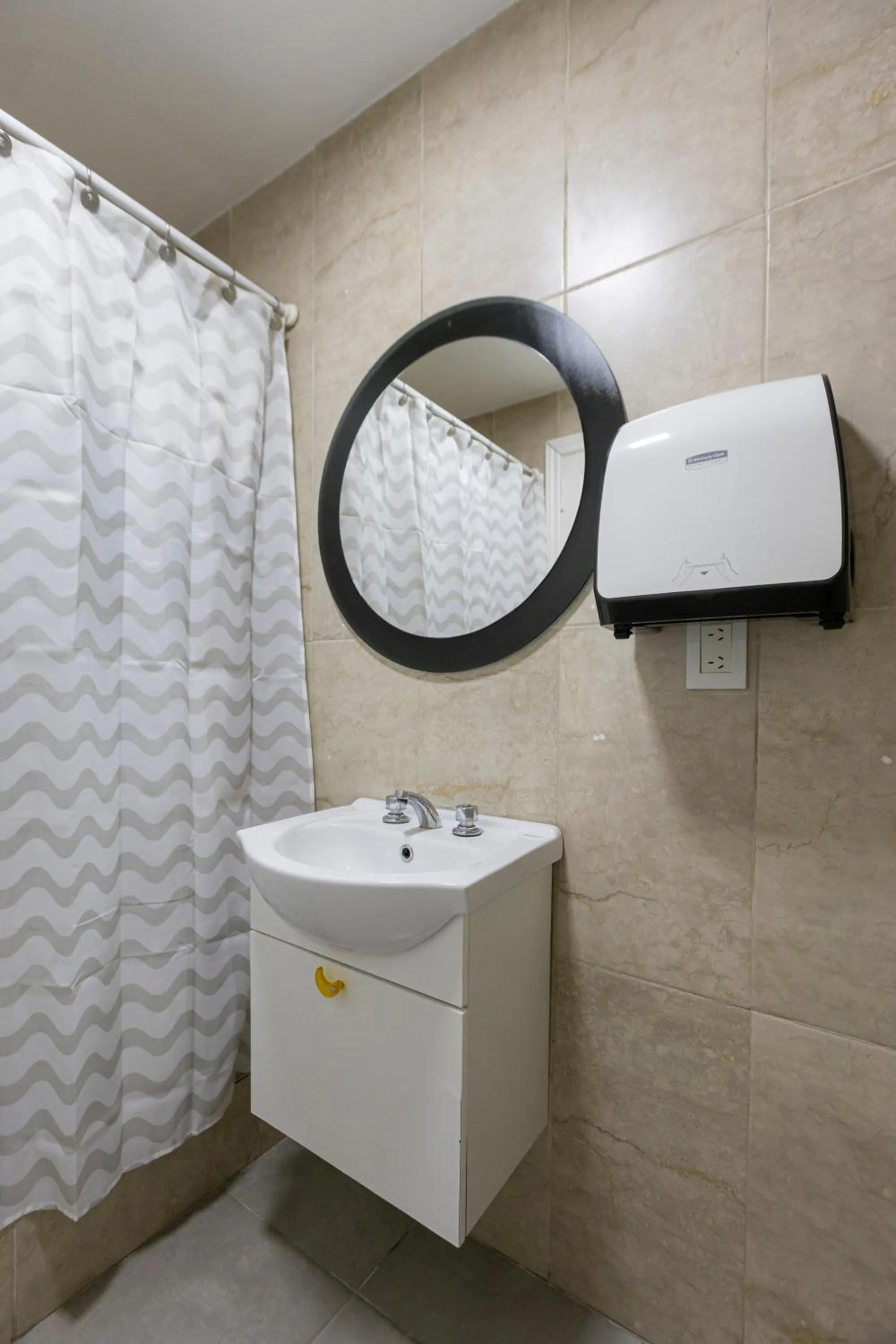 Bathroom in Gugasuites