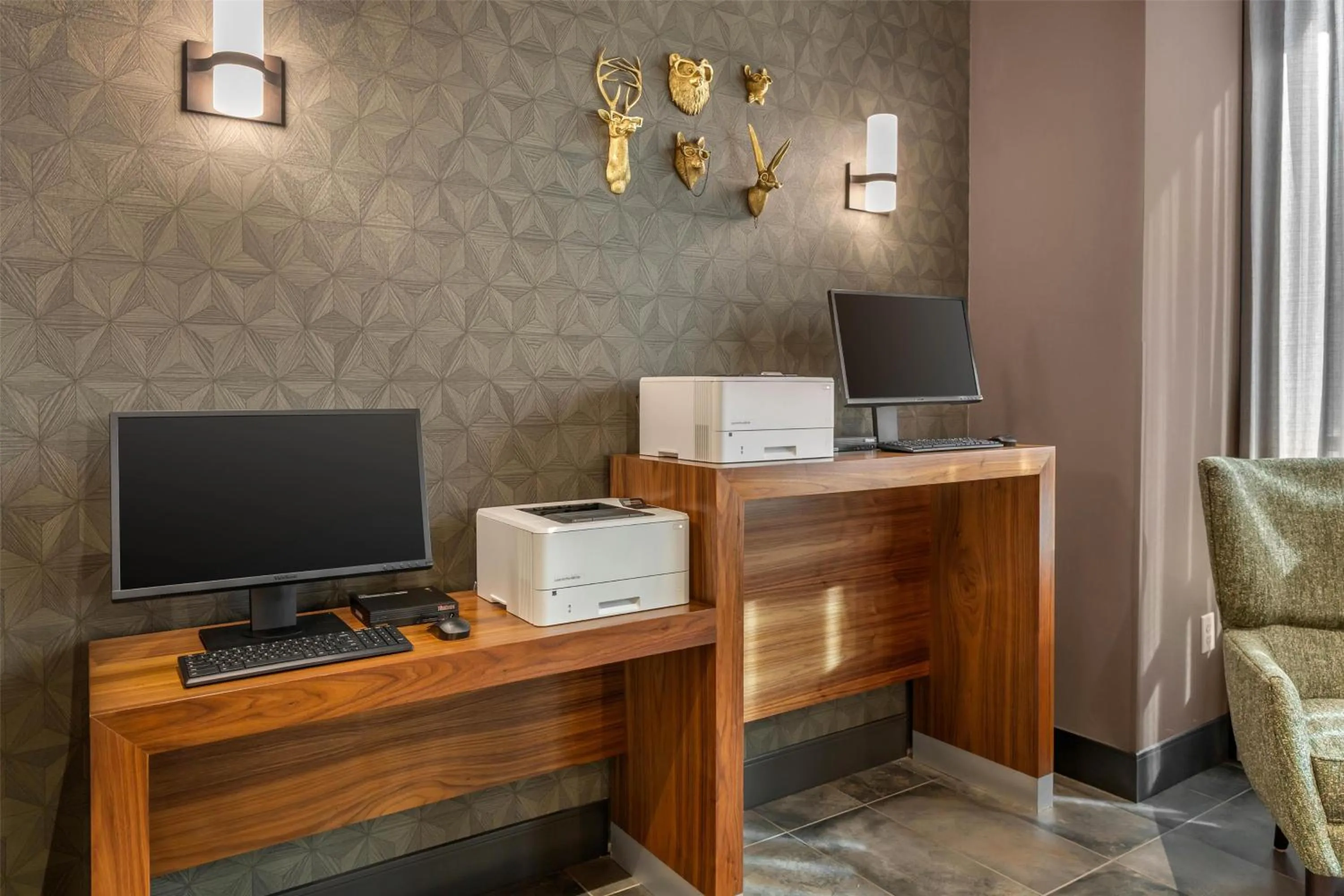 Business facilities in Drury Plaza Hotel Pigeon Forge