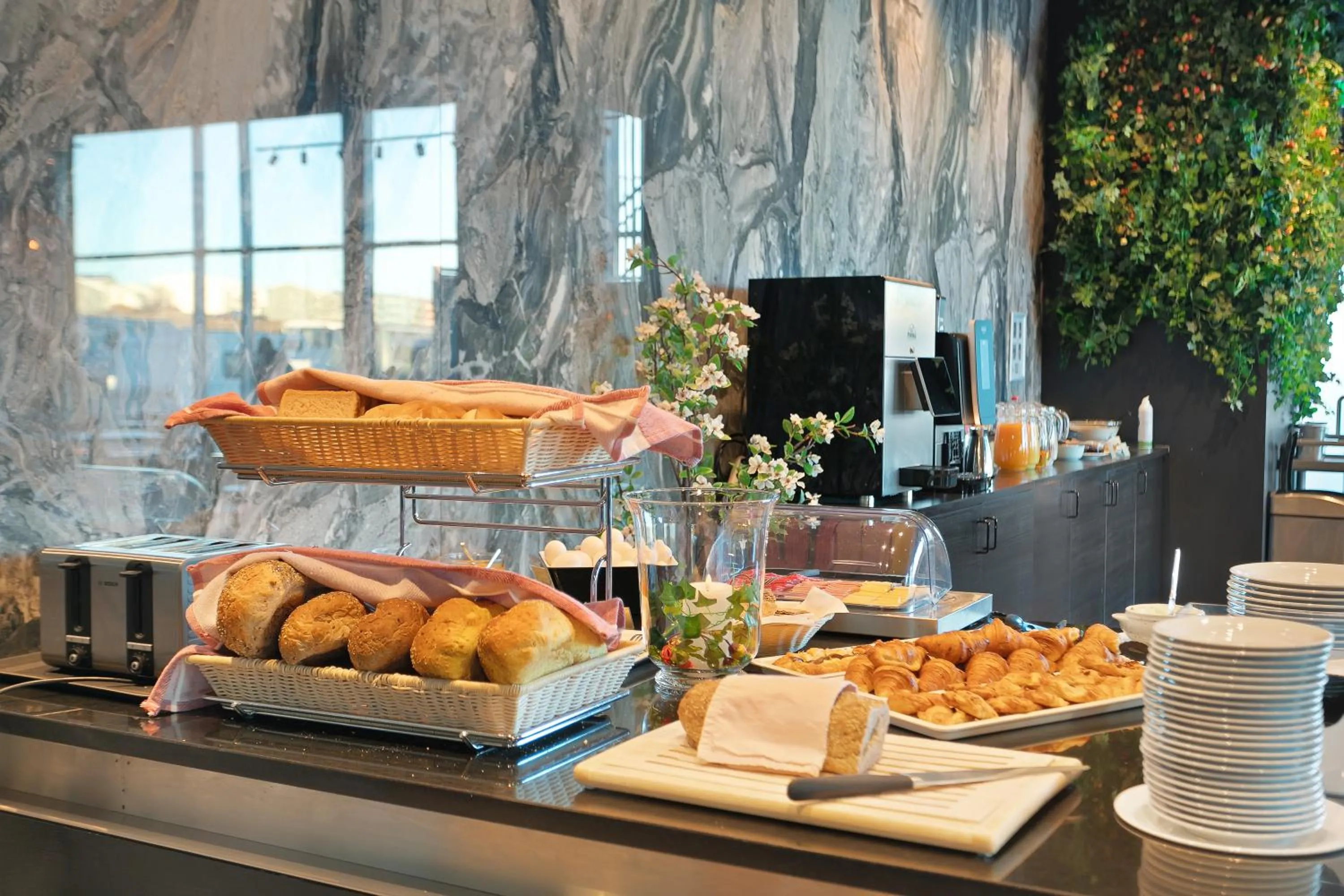 Breakfast in Hotel Vellir