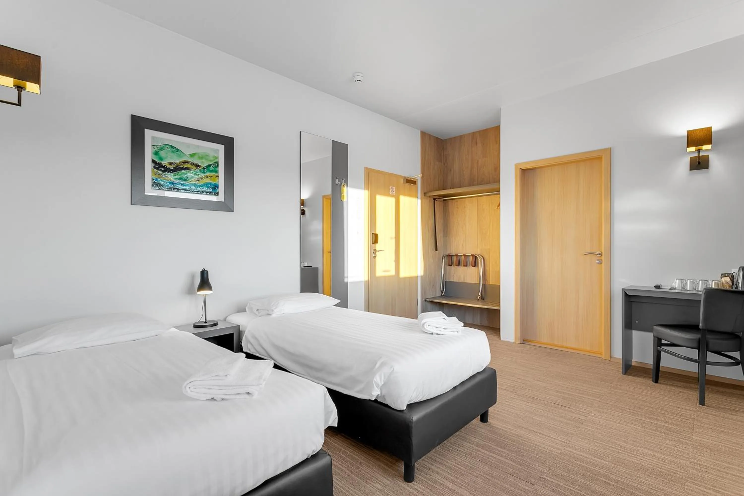 Bedroom, Bed in Hotel Vellir