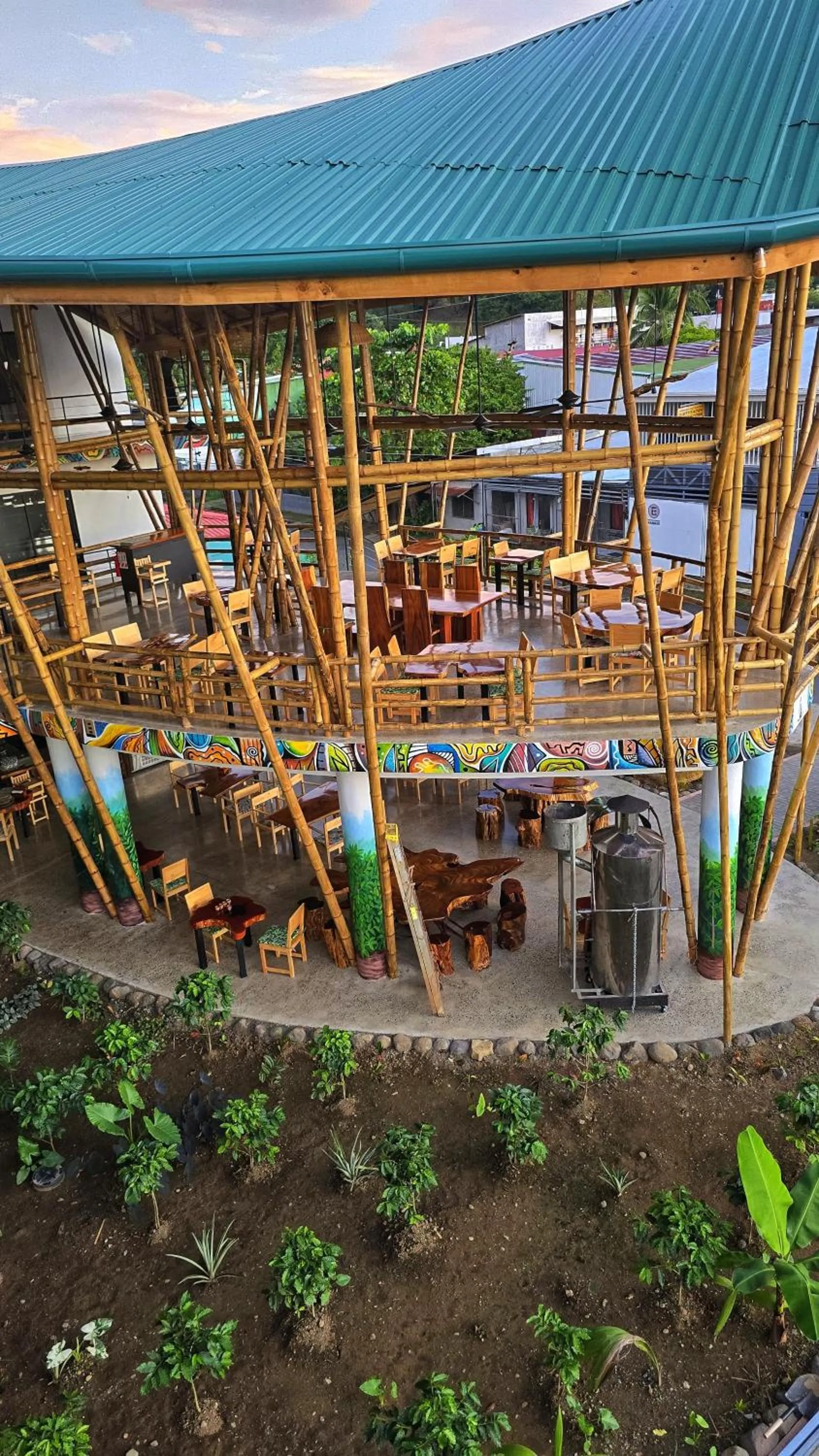 Restaurant/places to eat in Bonding Coffee Roaster Café & Hotel