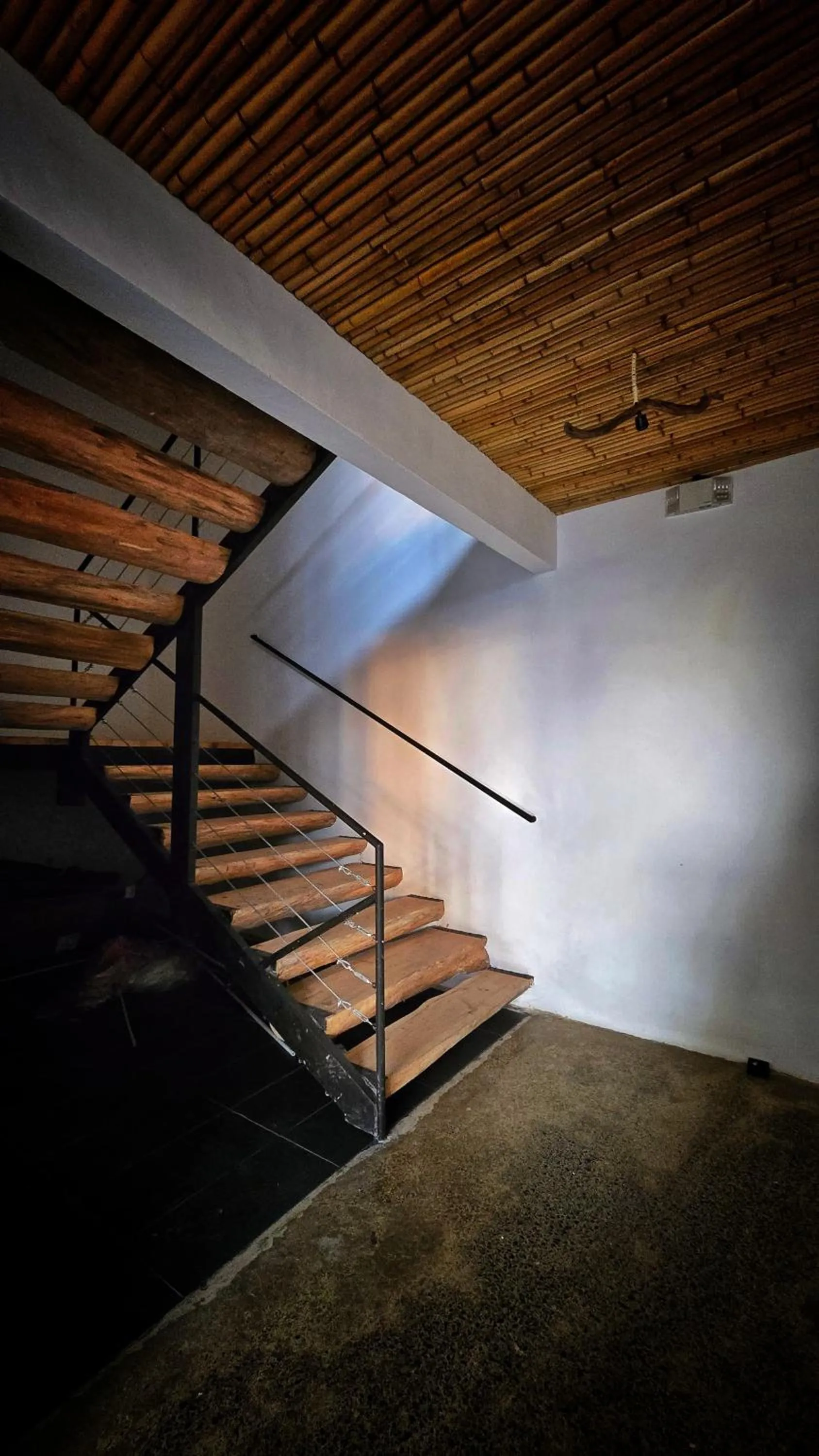 Bonding Coffee Roaster Café & Hotel