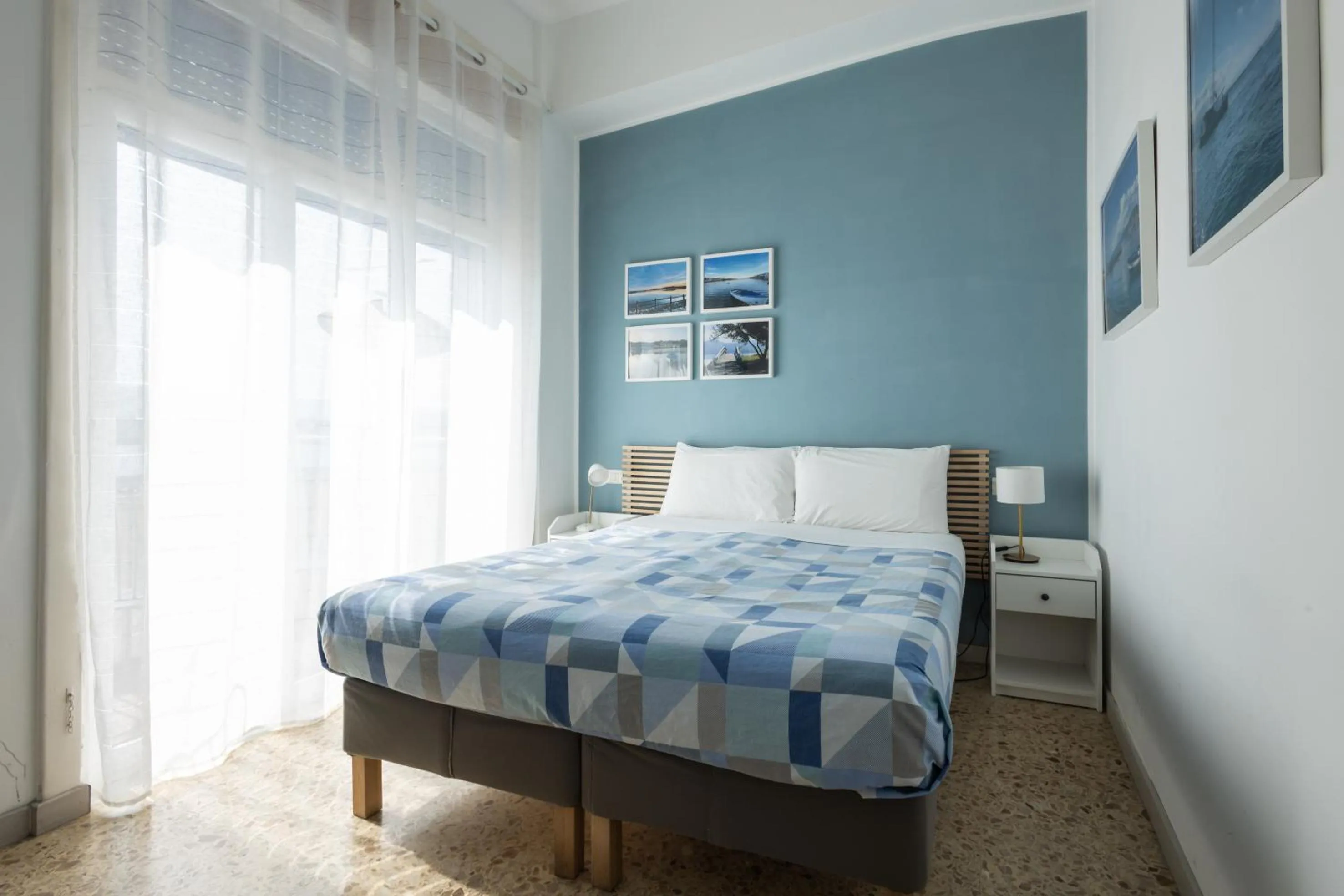 Bed in Garibaldi R&B