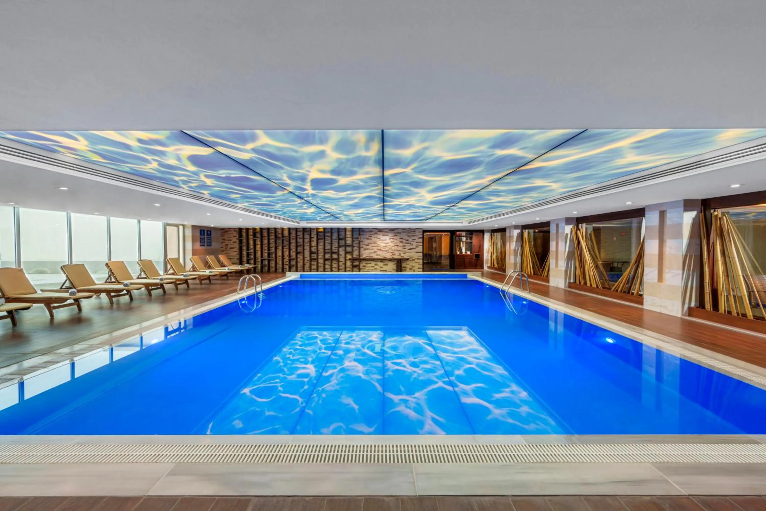 Swimming pool in Kaya İstanbul Fair & Convention