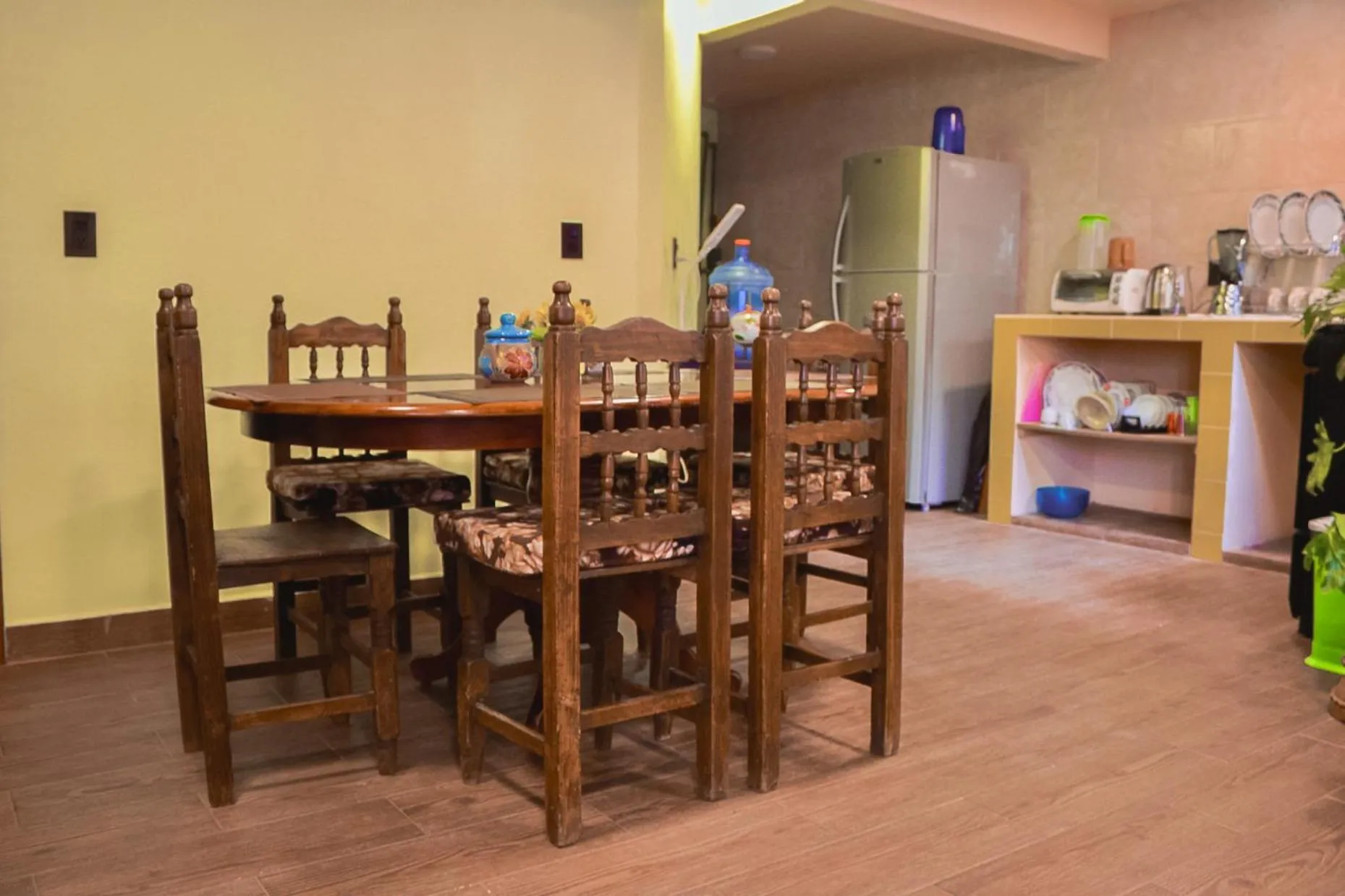 Dining area in SiempreViva Hospedaje By GEstores