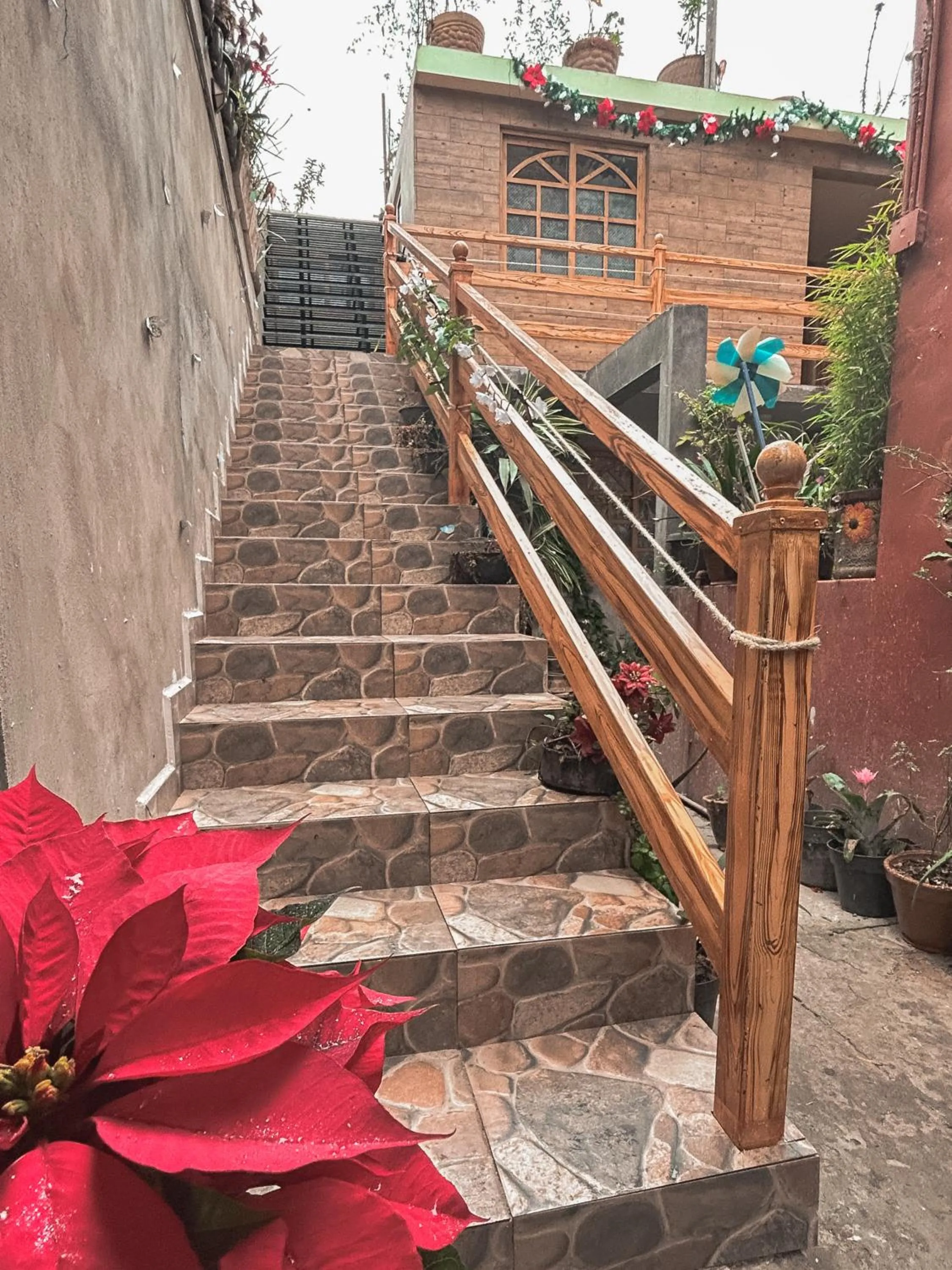 Facade/entrance in SiempreViva Hospedaje By GEstores