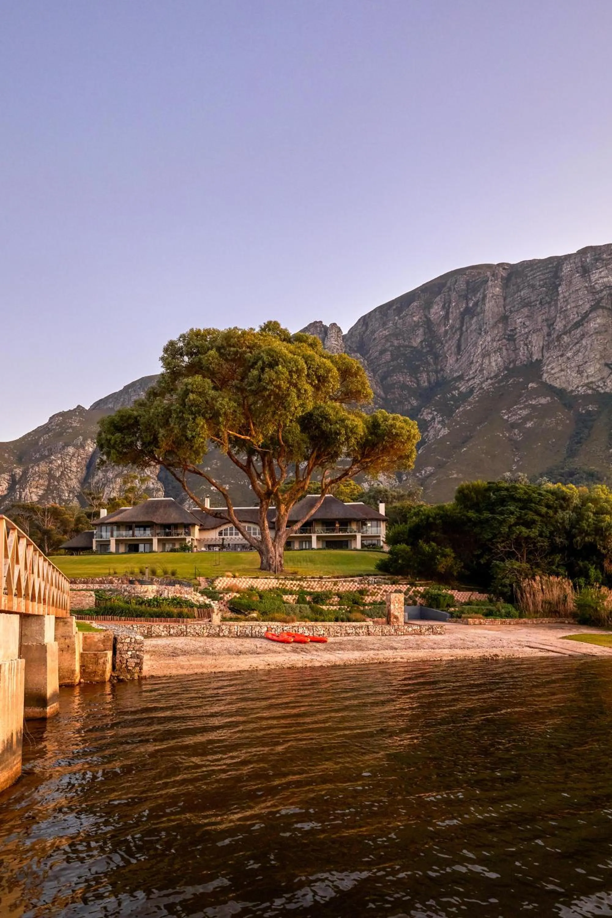 Hot Tub in The Thatch House Boutique Hotel, Hermanus