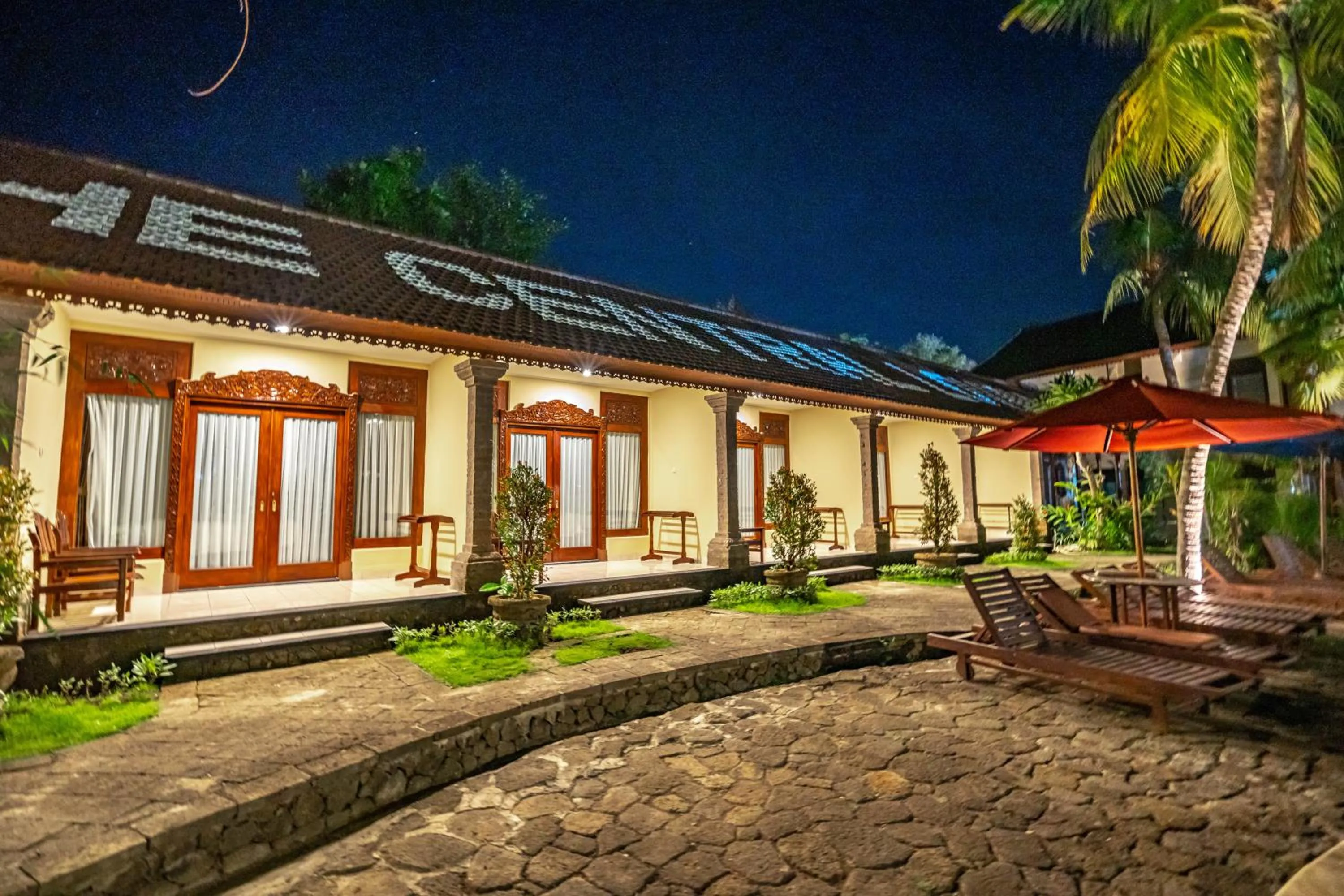 Garden in The Central Lovina Hotel & Restaurant