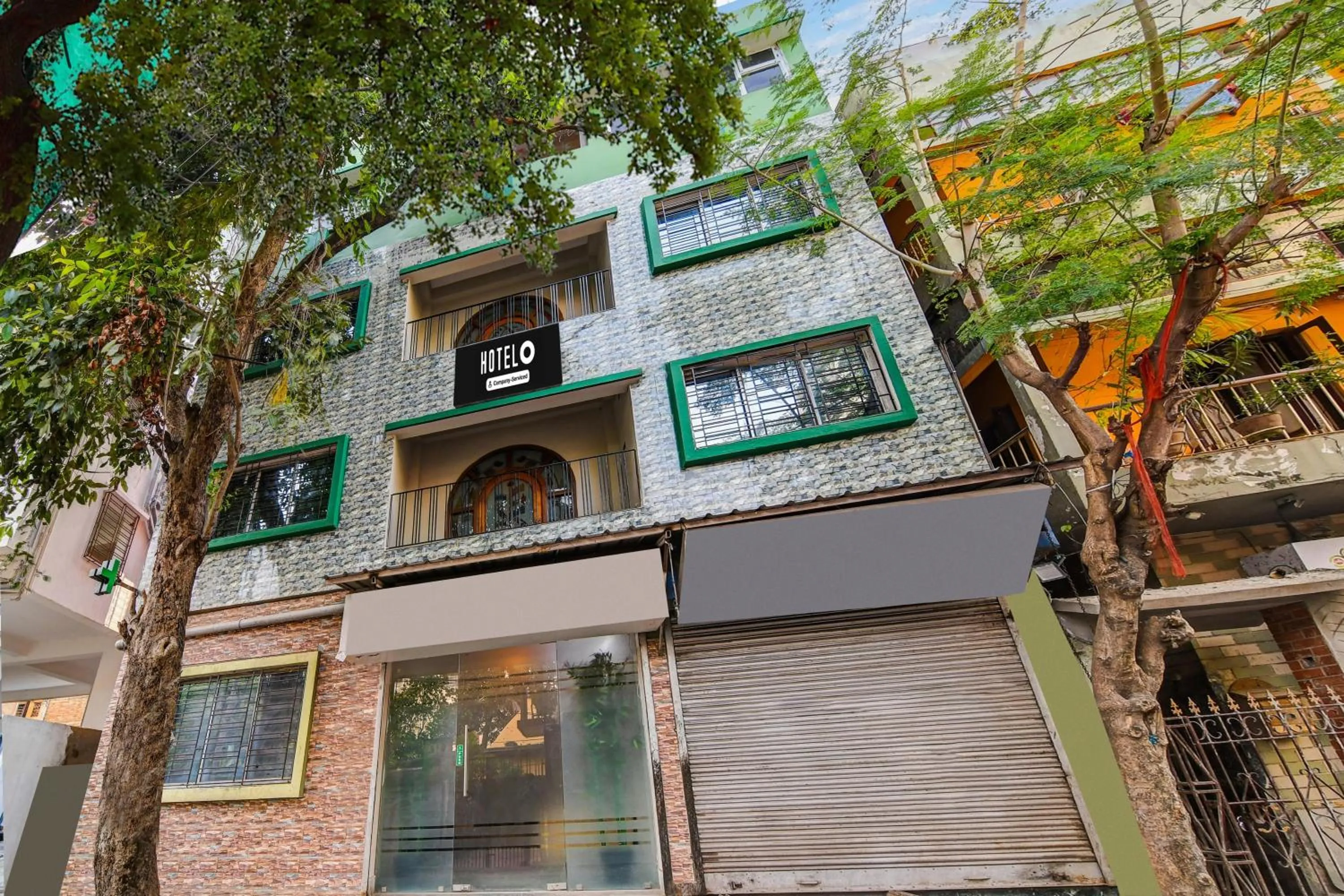 Facade/entrance in Super Hotel O Jessore Road Kolkata formerly Skyline Serenity