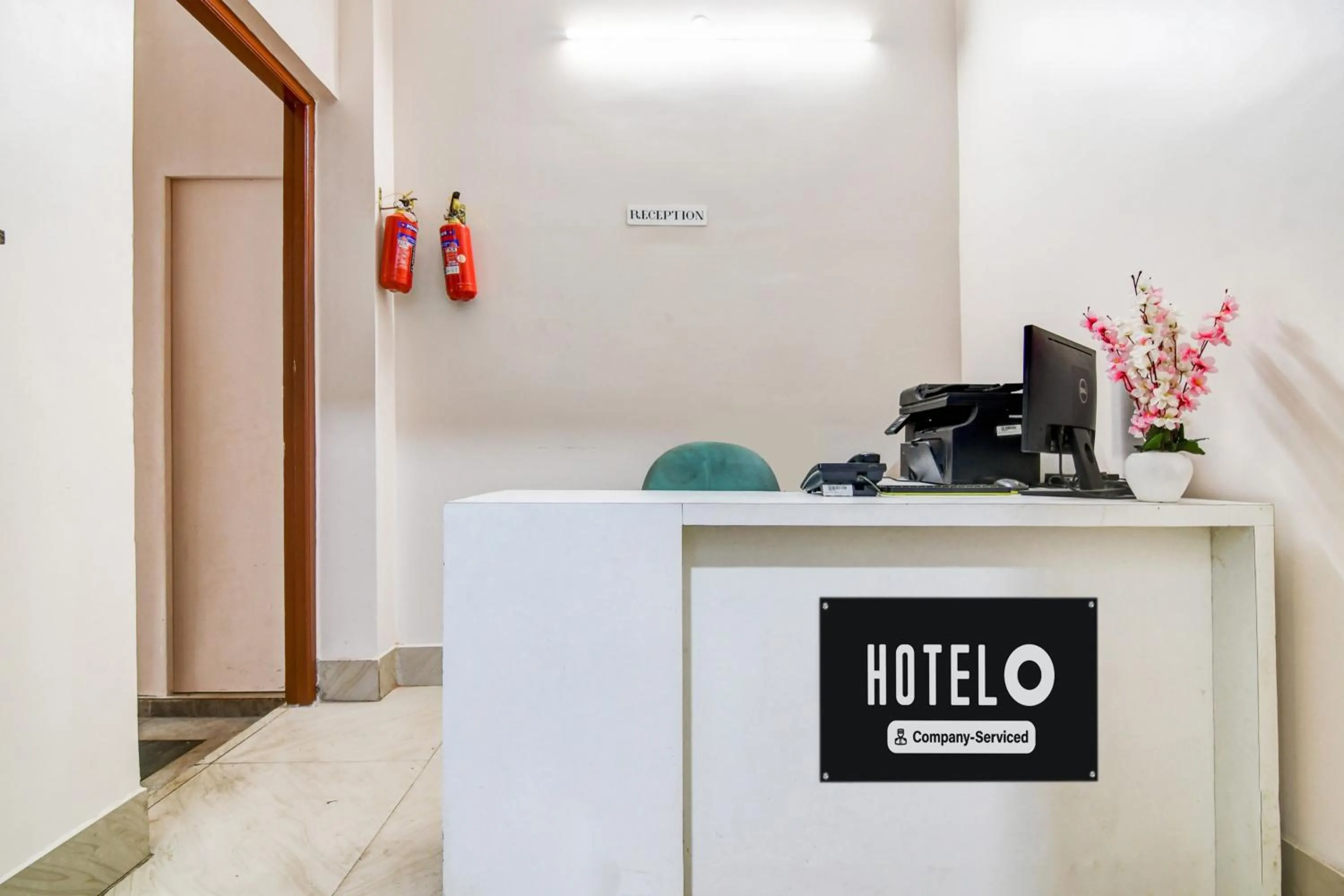 Lobby or reception in Super Hotel O Jessore Road Kolkata formerly Skyline Serenity