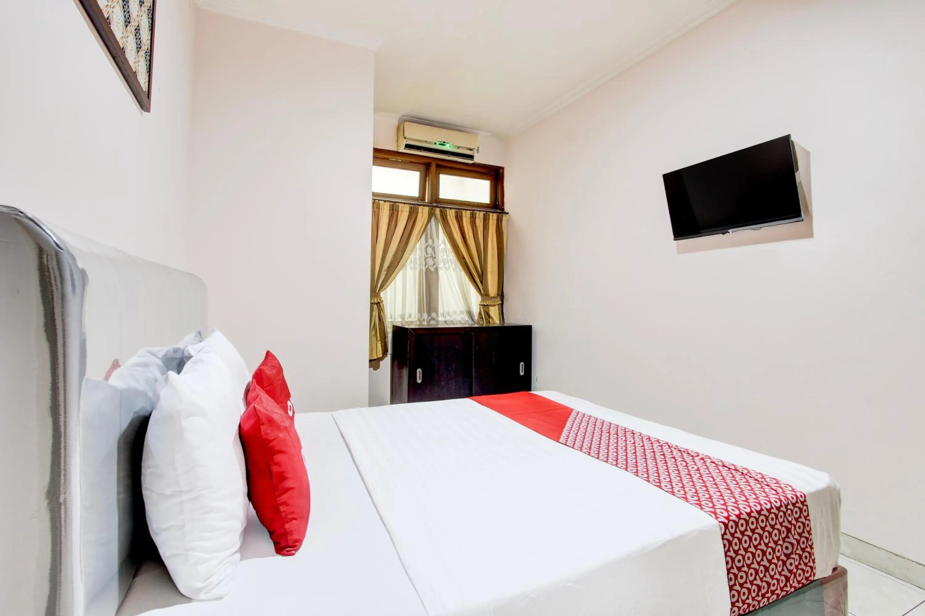 Bedroom, Bed in Collection O Simpang Lima Near Simpang Lima Semarang Formerly Hotel Eben Haezer