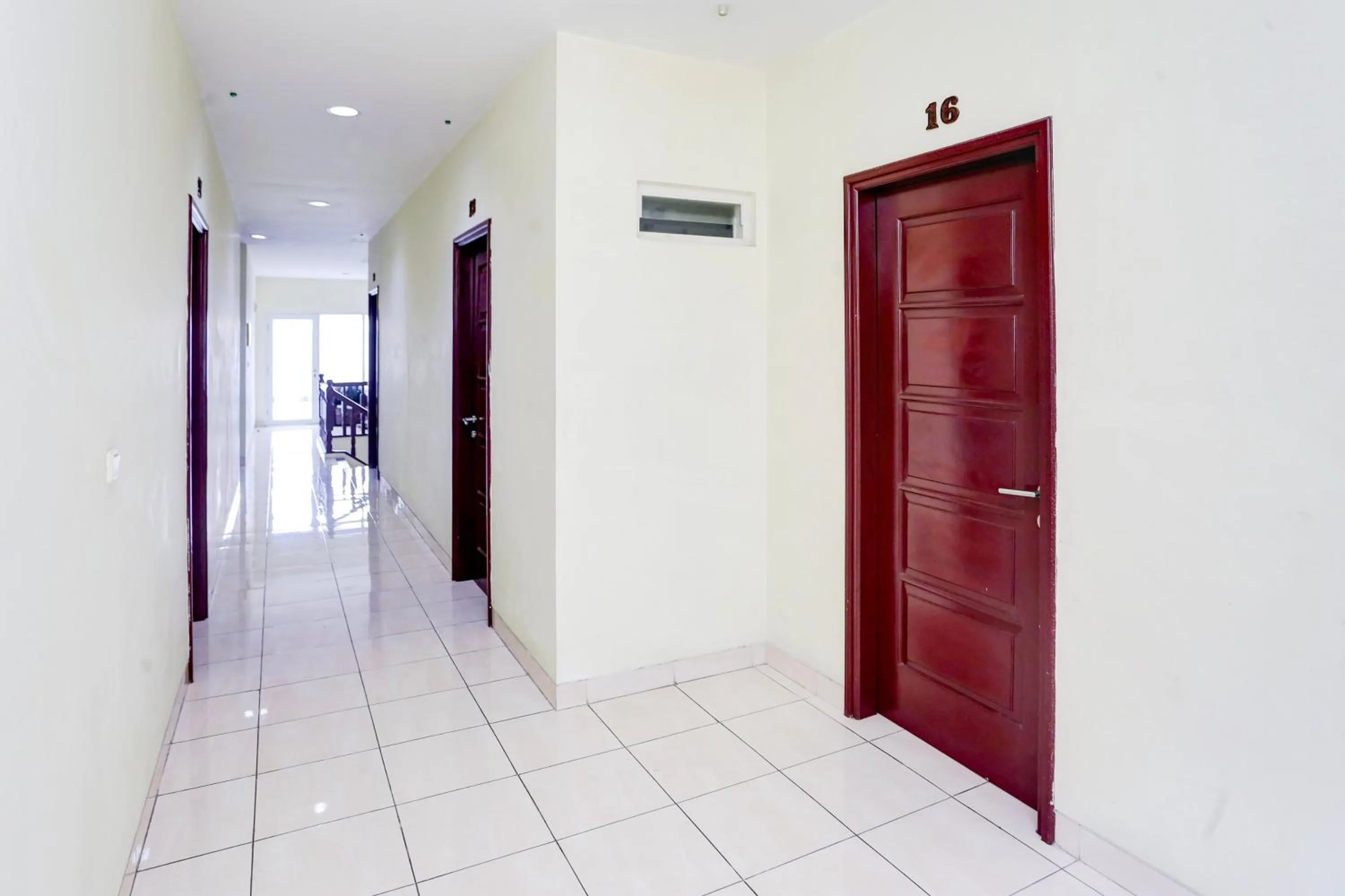 Lobby or reception in Hotel O Tangerang Near Supermall Karawaci Formerly Bromo 18