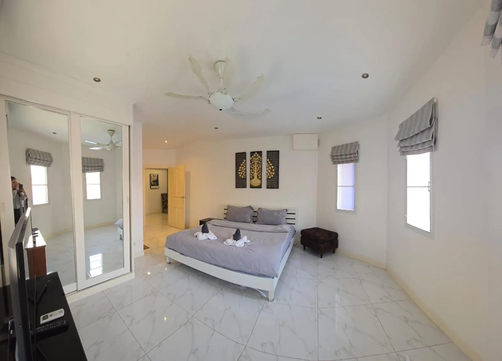 TV and multimedia, Bed in Ishara Villa