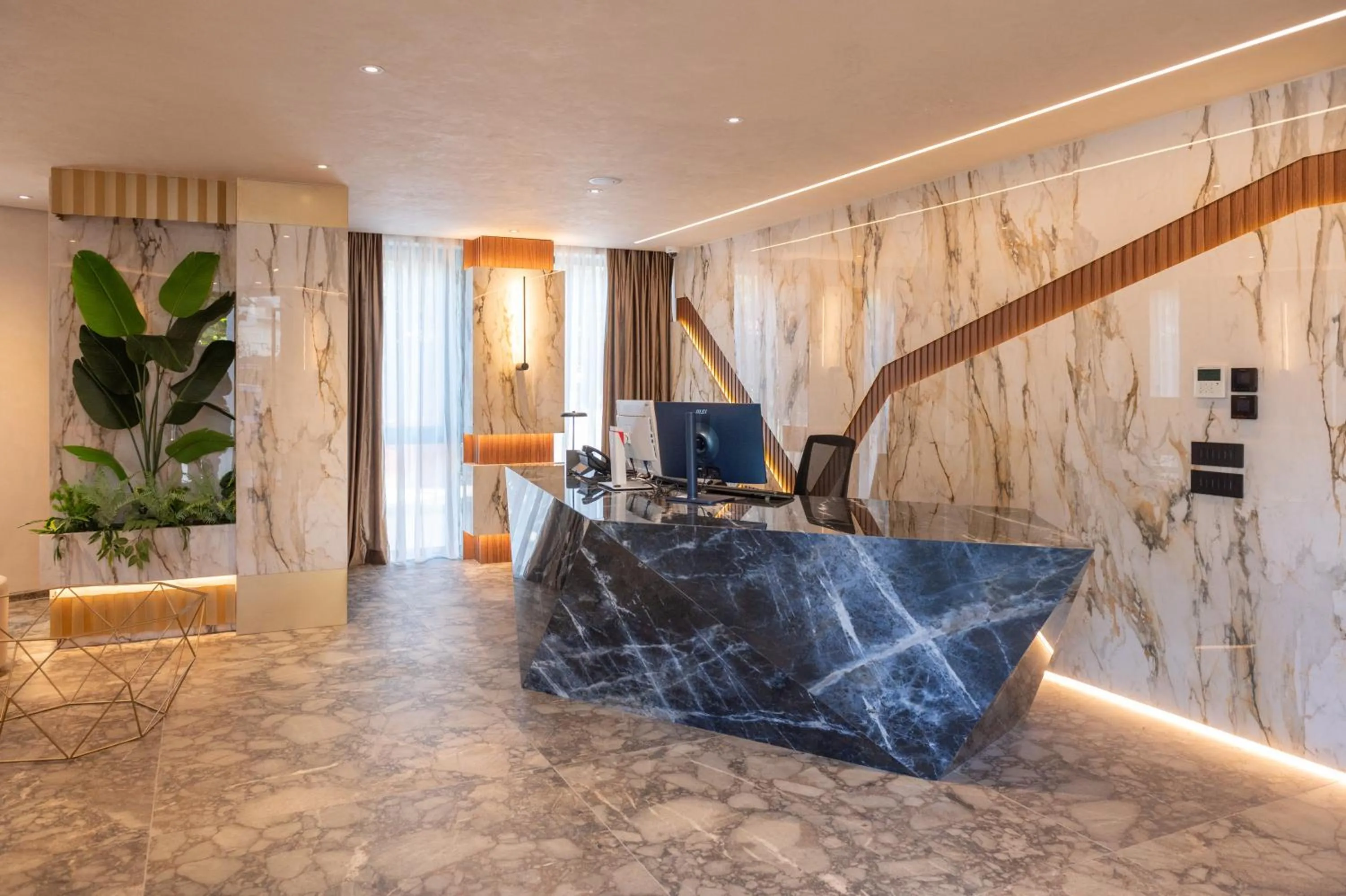 Lobby or reception in Mattis Hotel