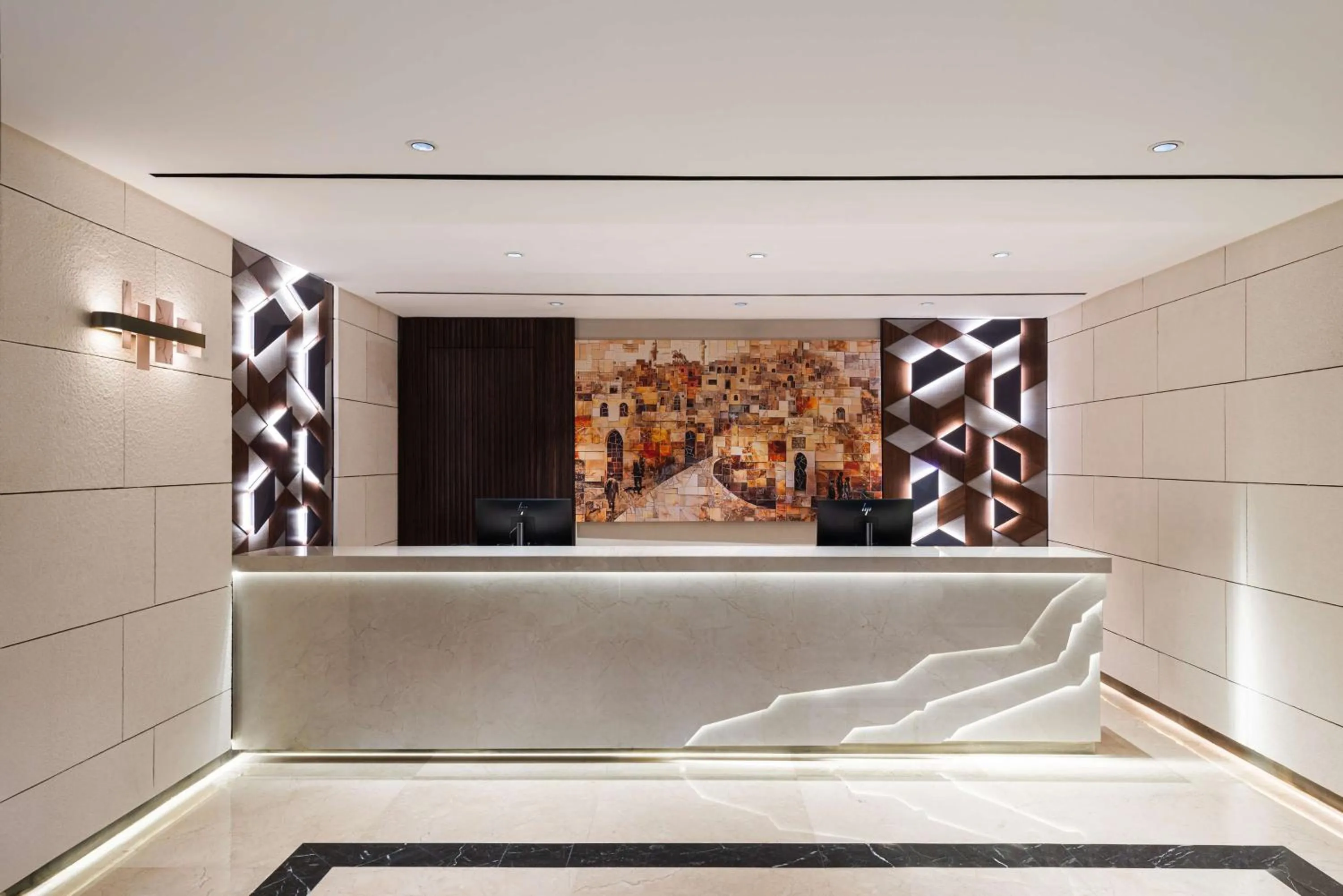 Lobby or reception in Doubletree By Hilton Amman Hotel & Residences