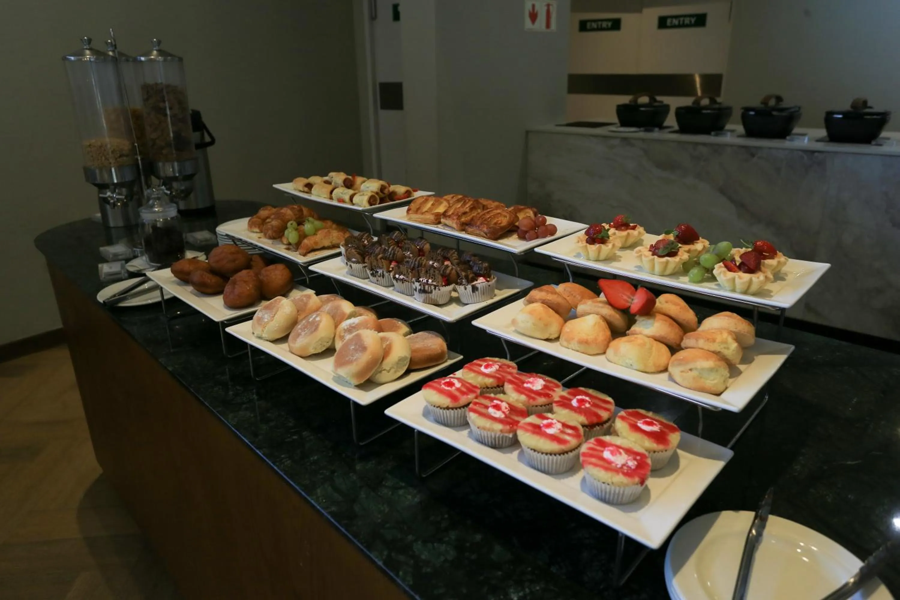 Buffet breakfast in Cresta Grande Jwaneng