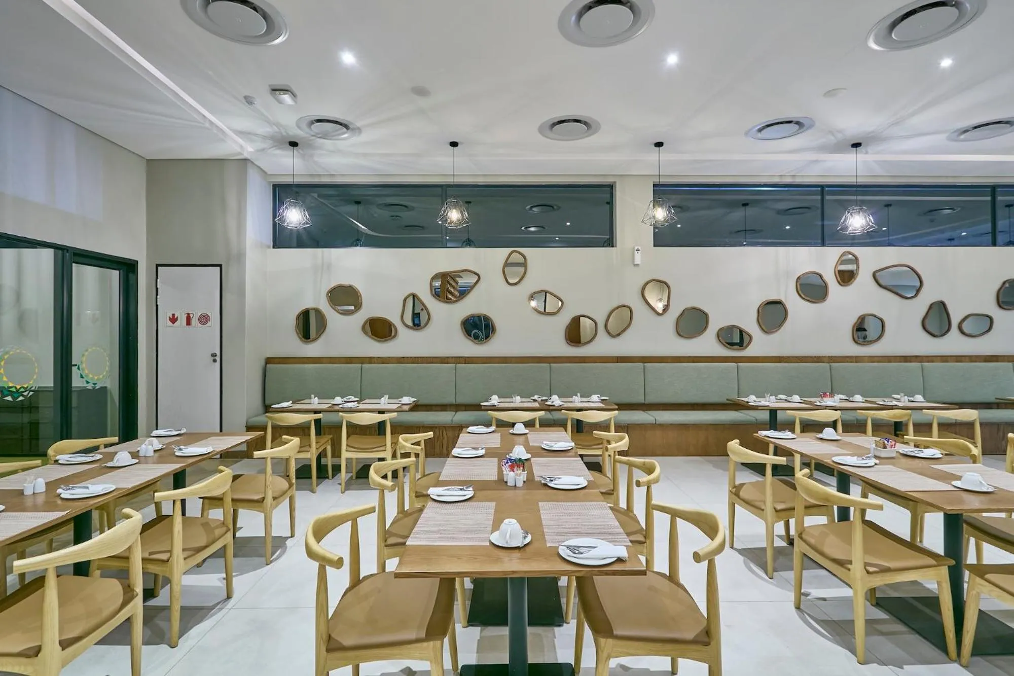 Restaurant/places to eat in Cresta Grande Jwaneng