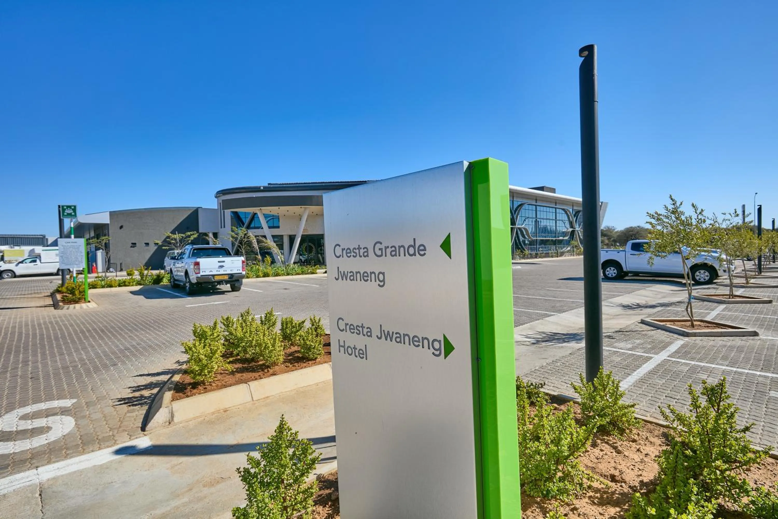 Property building in Cresta Grande Jwaneng