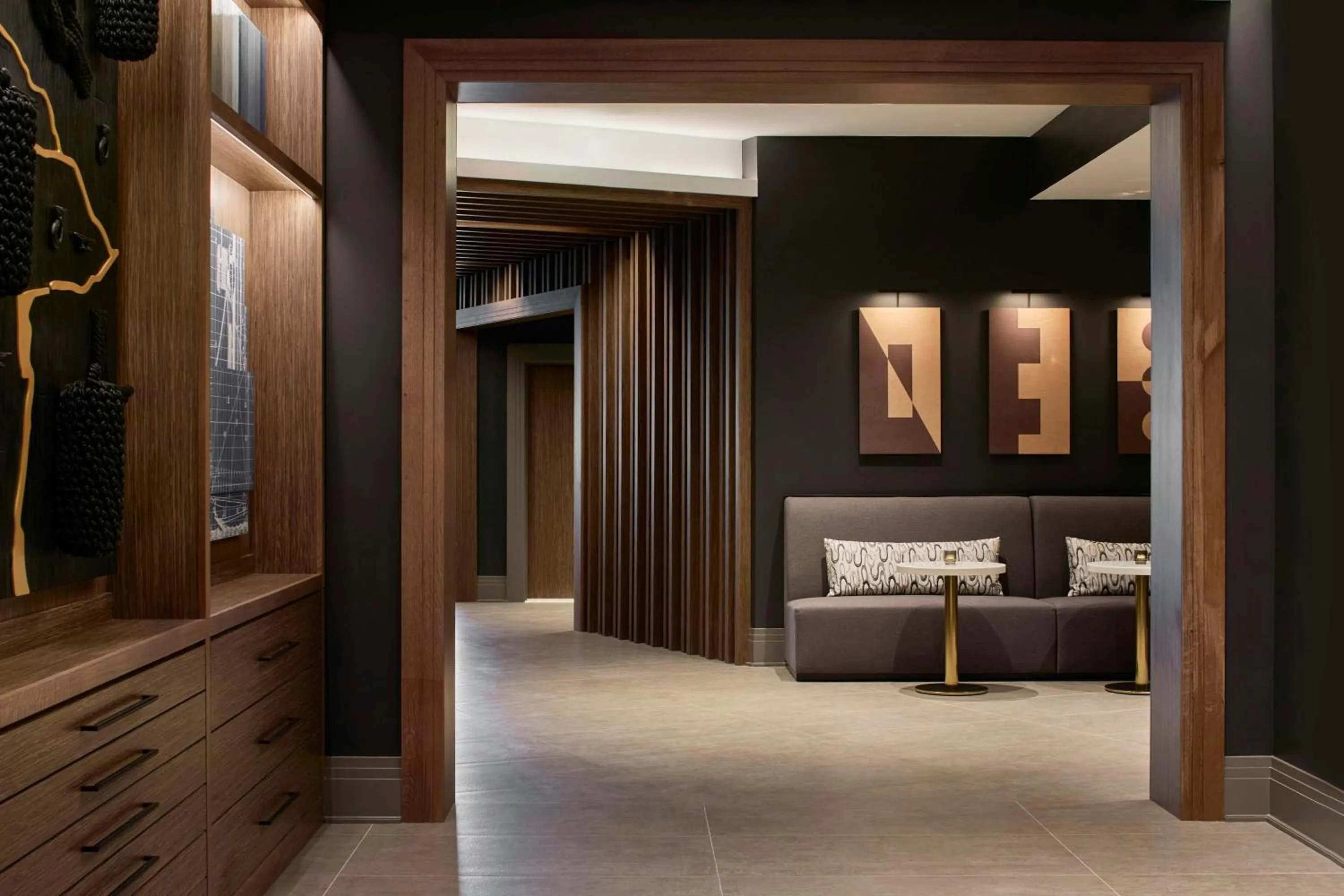 Restaurant/places to eat in AC Hotel Savannah Historic District