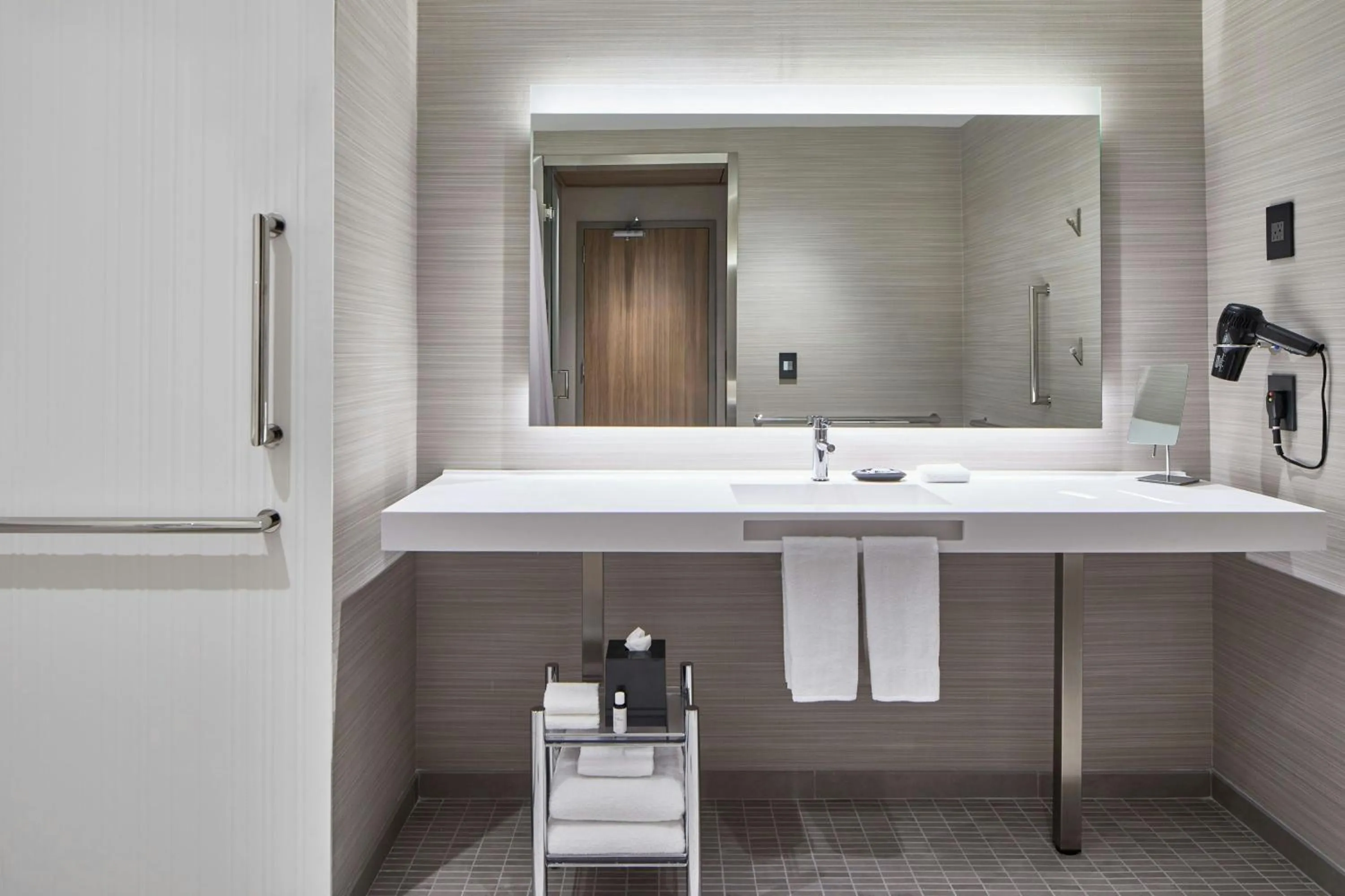 Bathroom in AC Hotel Savannah Historic District