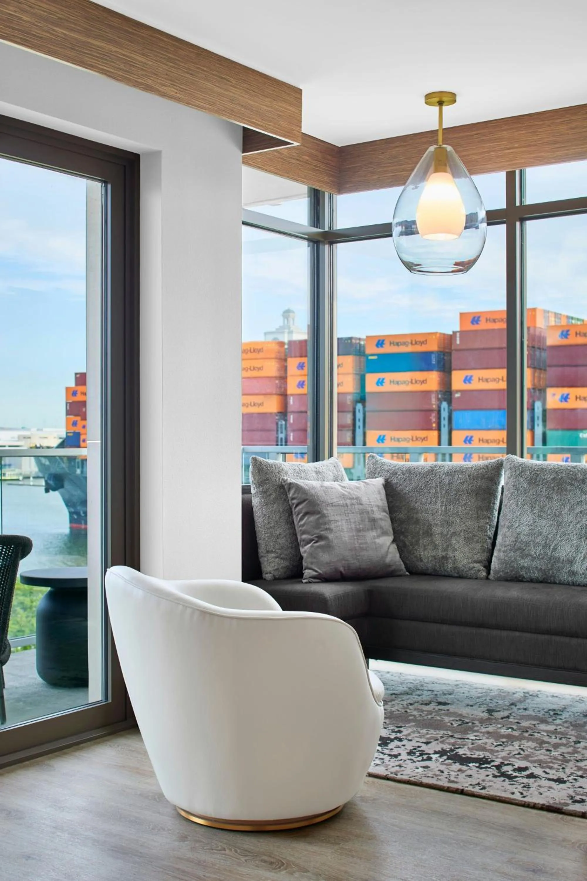 Bedroom in AC Hotel Savannah Historic District